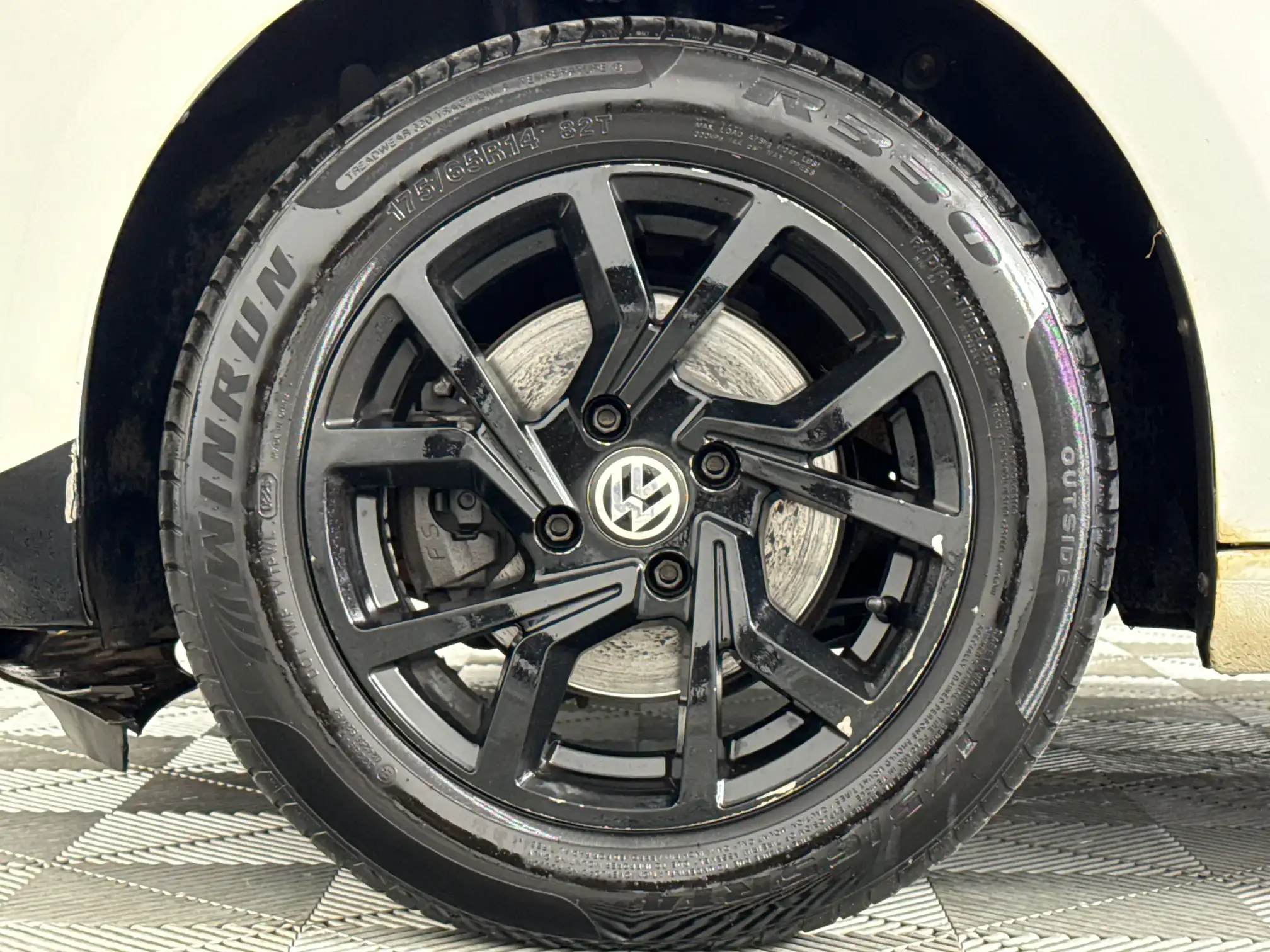 Volkswagen UP