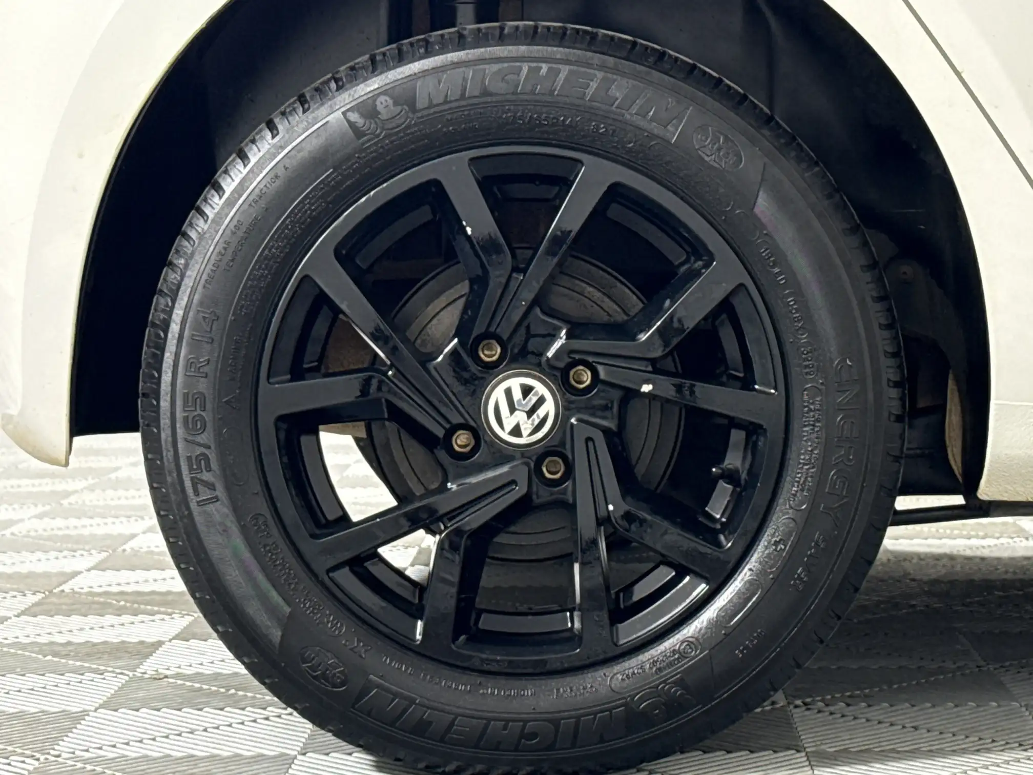 Volkswagen UP