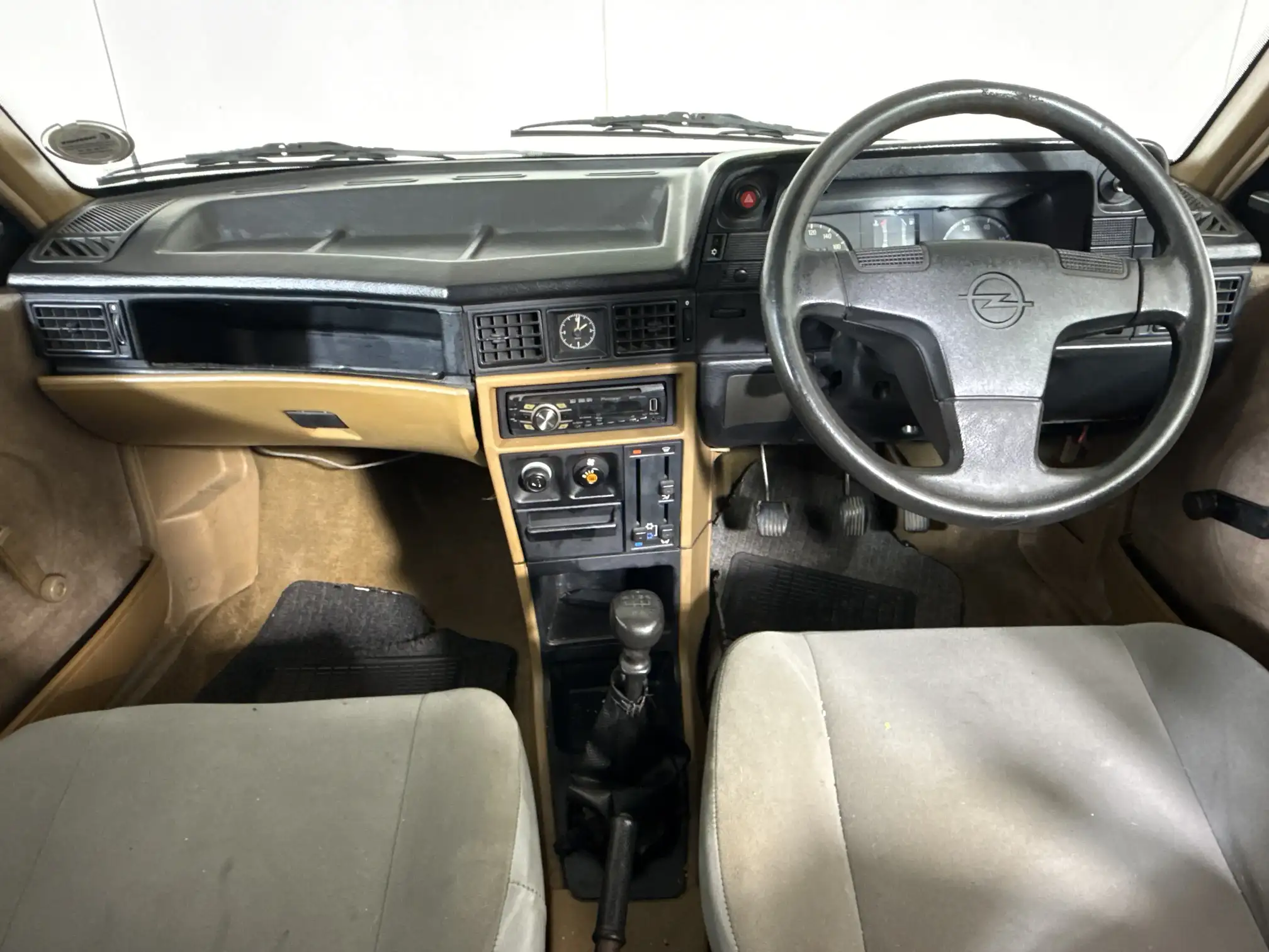 Opel Monza