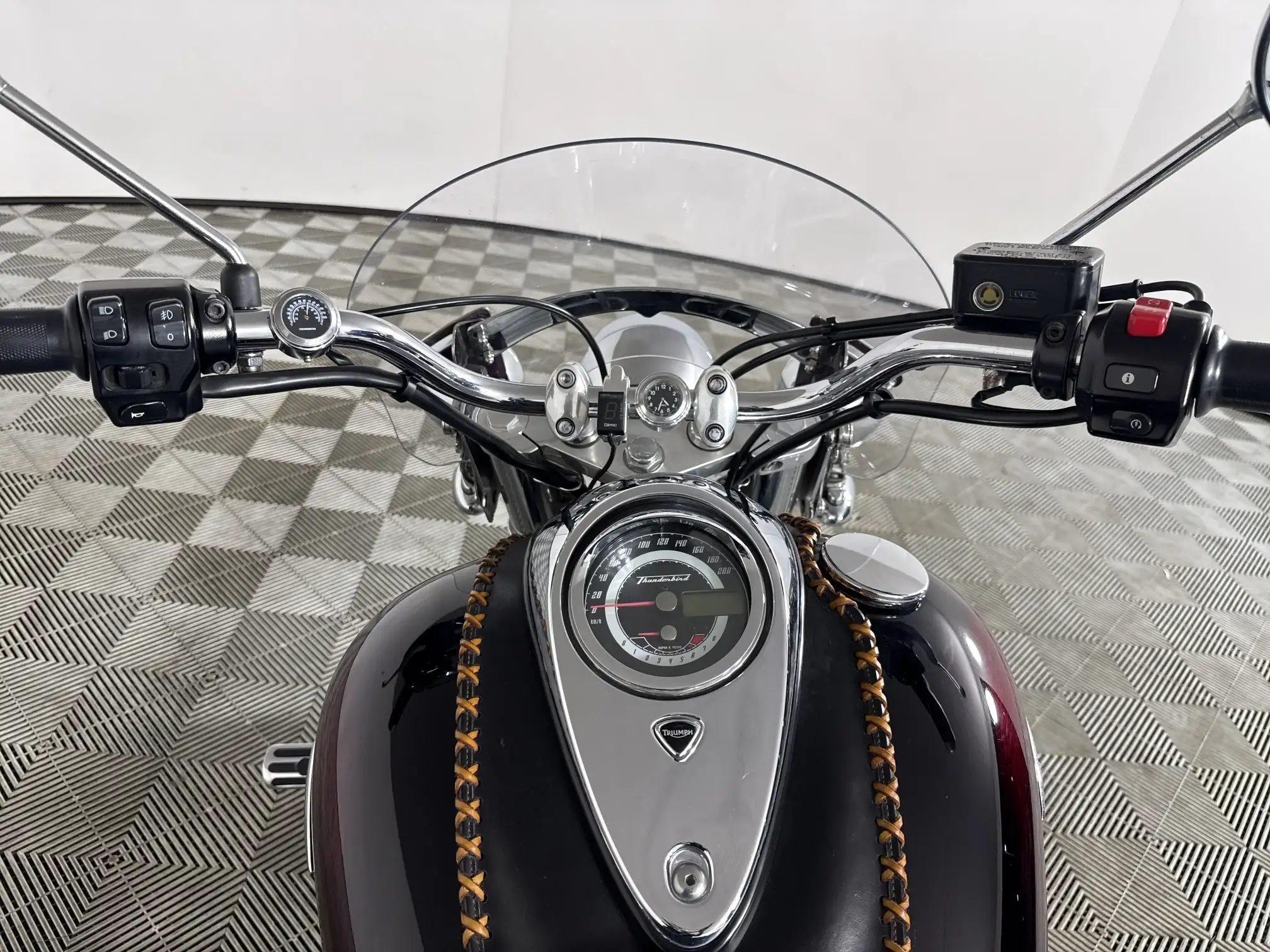 Triumph Thunderbird