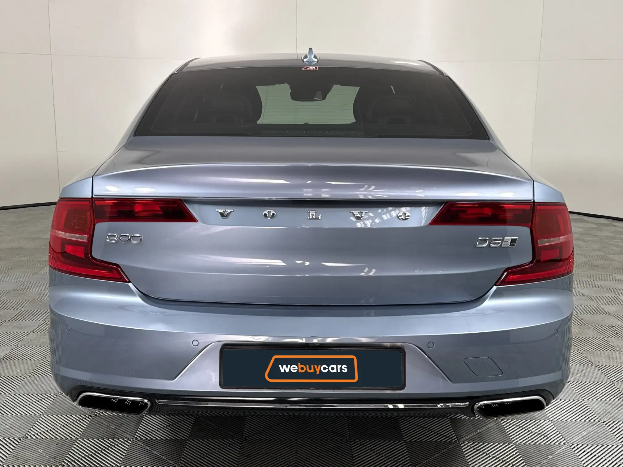Volvo S90