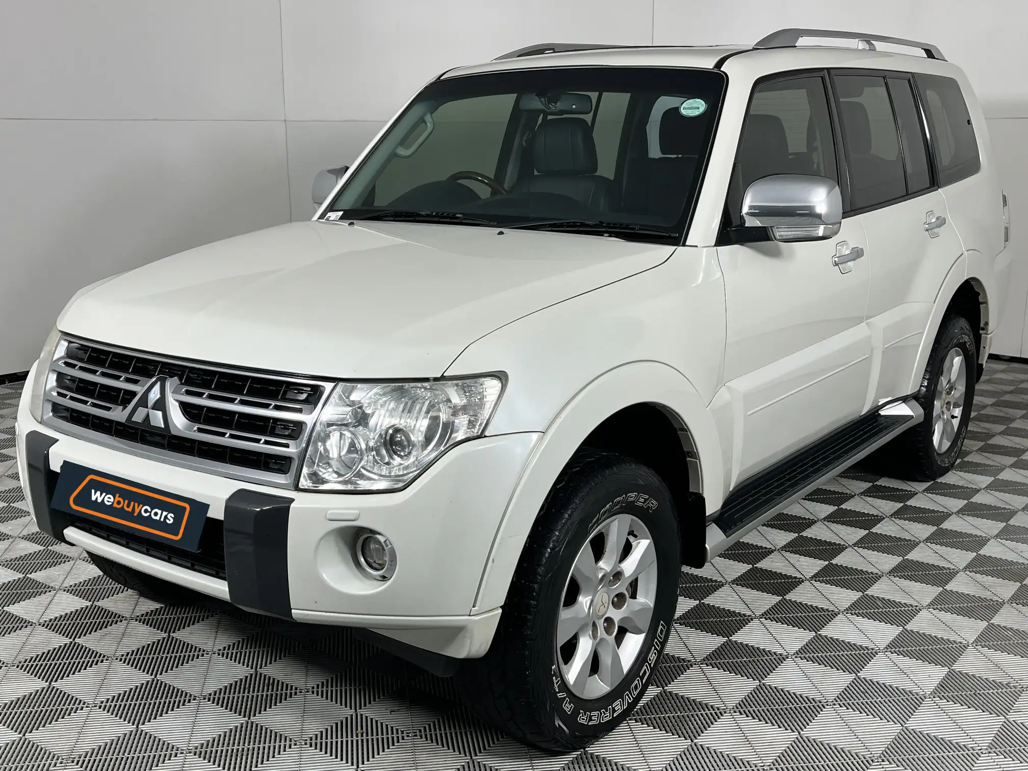 2010 Mitsubishi Pajero