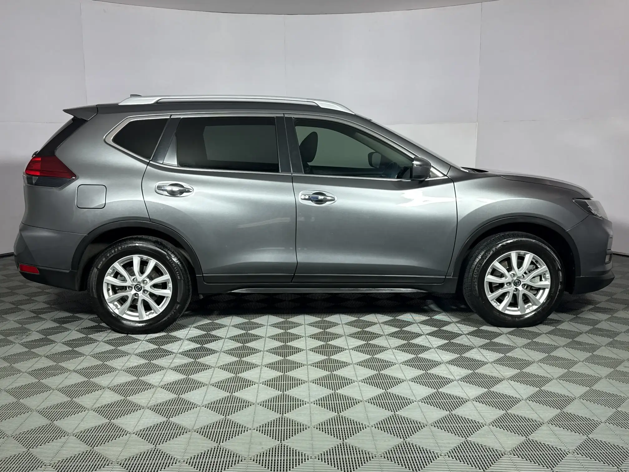 Nissan X Trail
