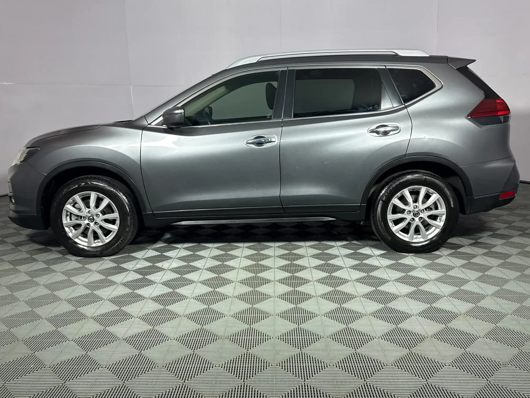 Nissan X Trail
