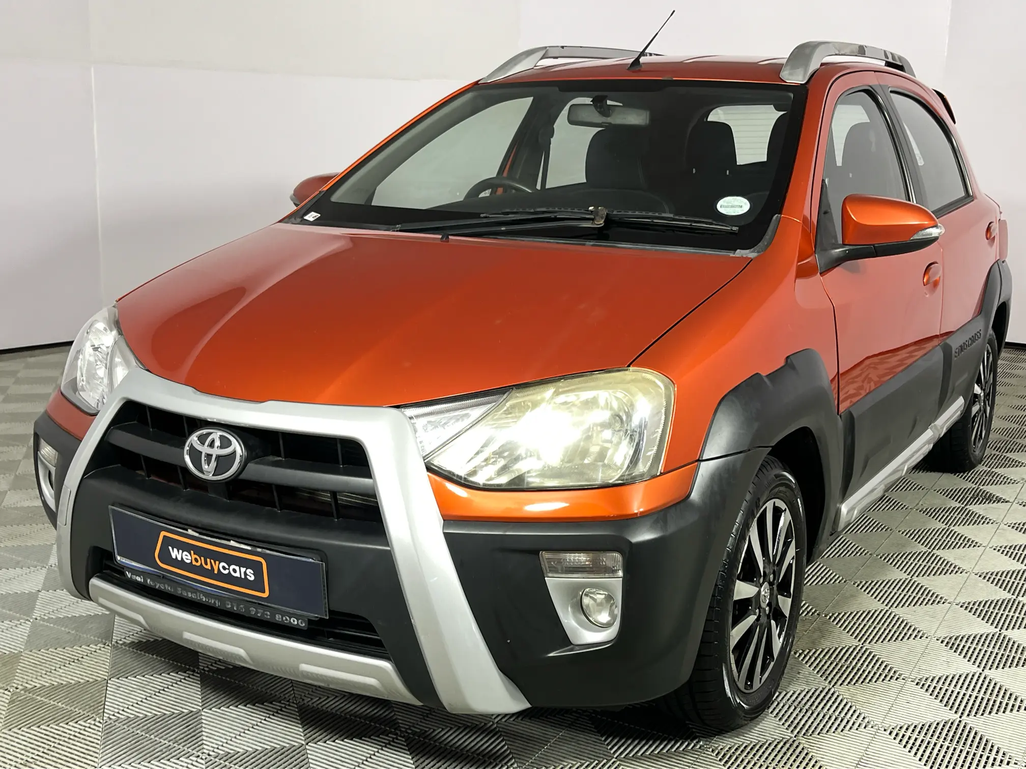 2015 Toyota Etios Cross 1.5 XS 5-Door