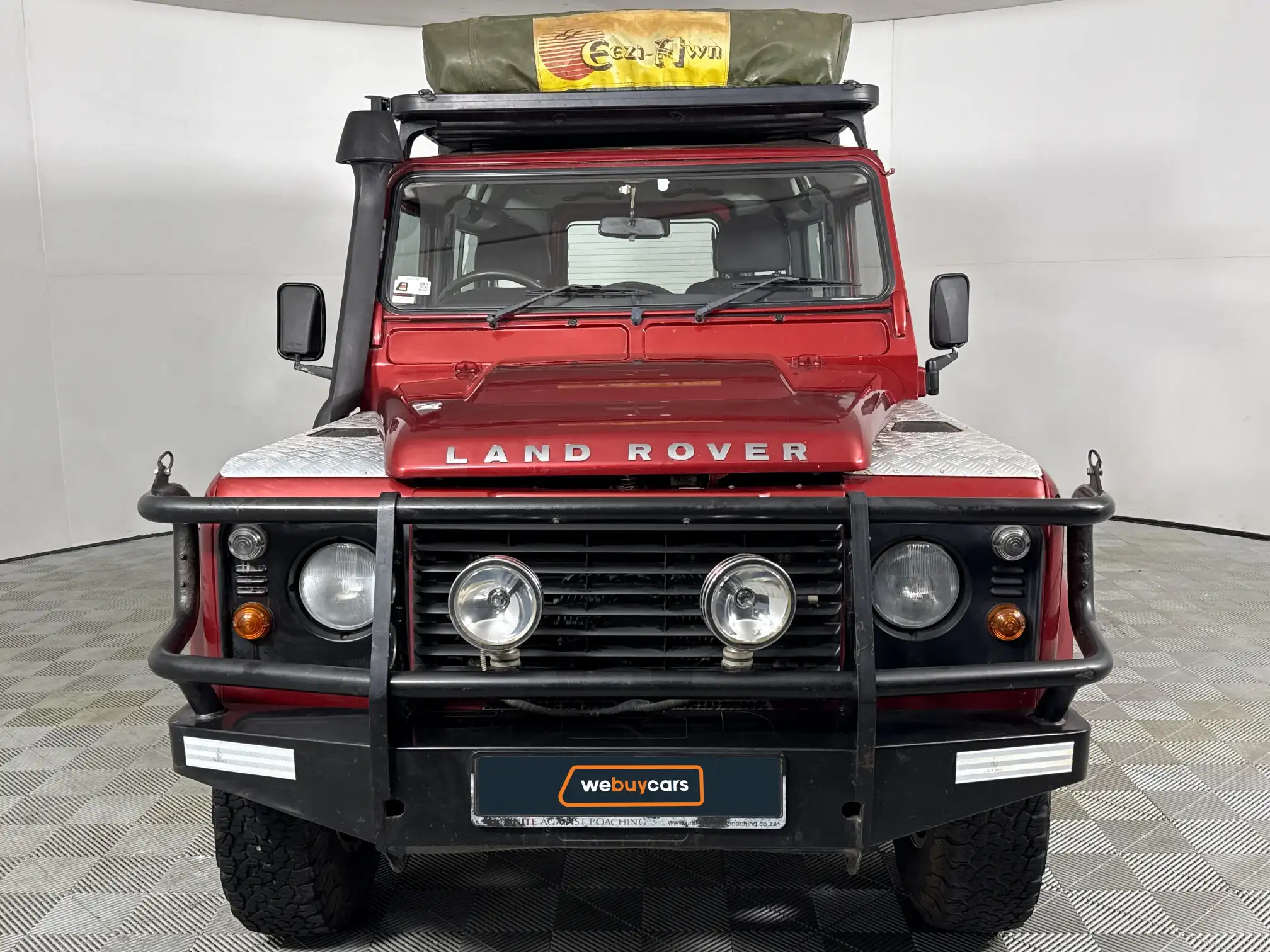 Land Rover Defender 90