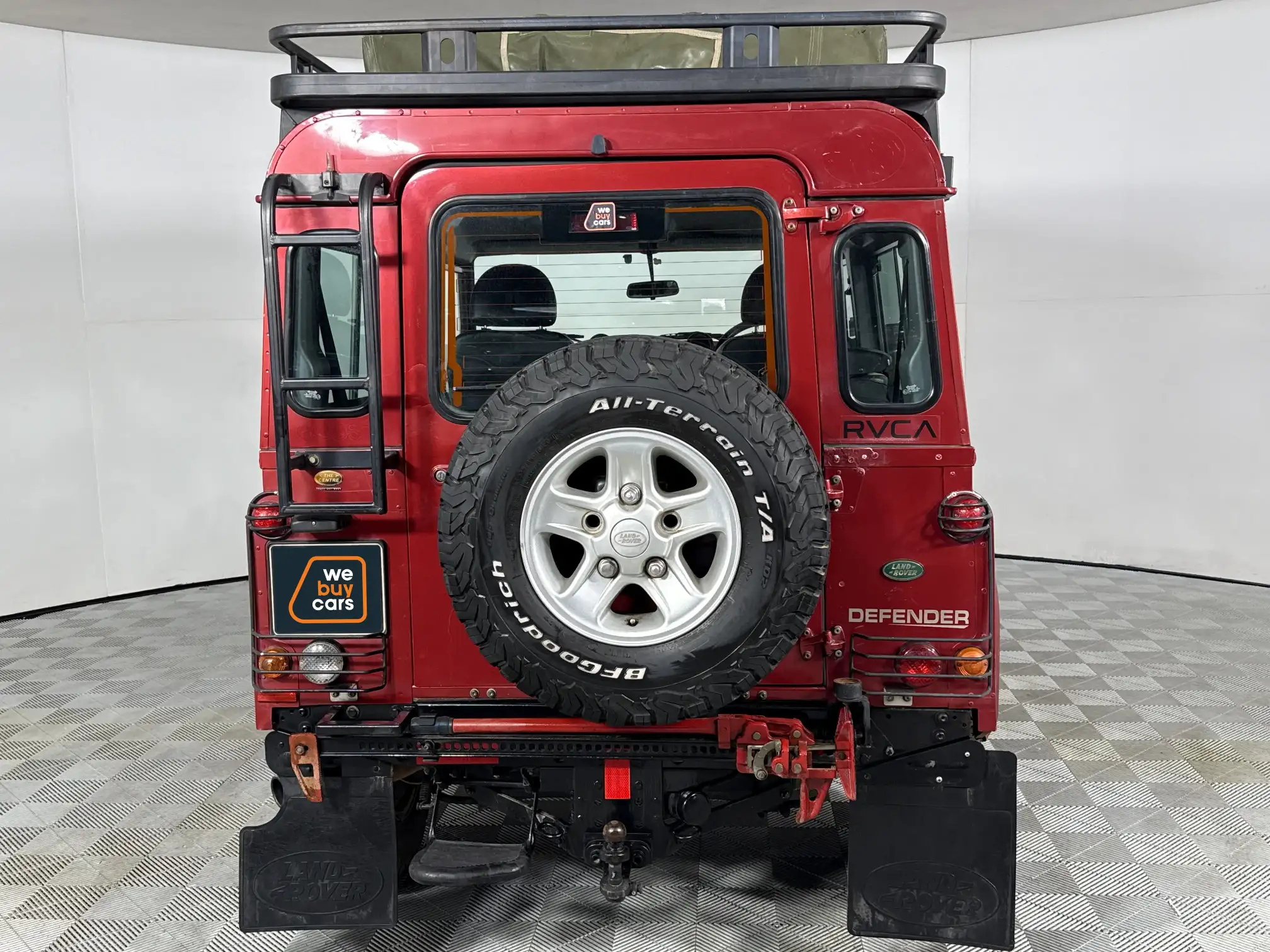 Land Rover Defender 90