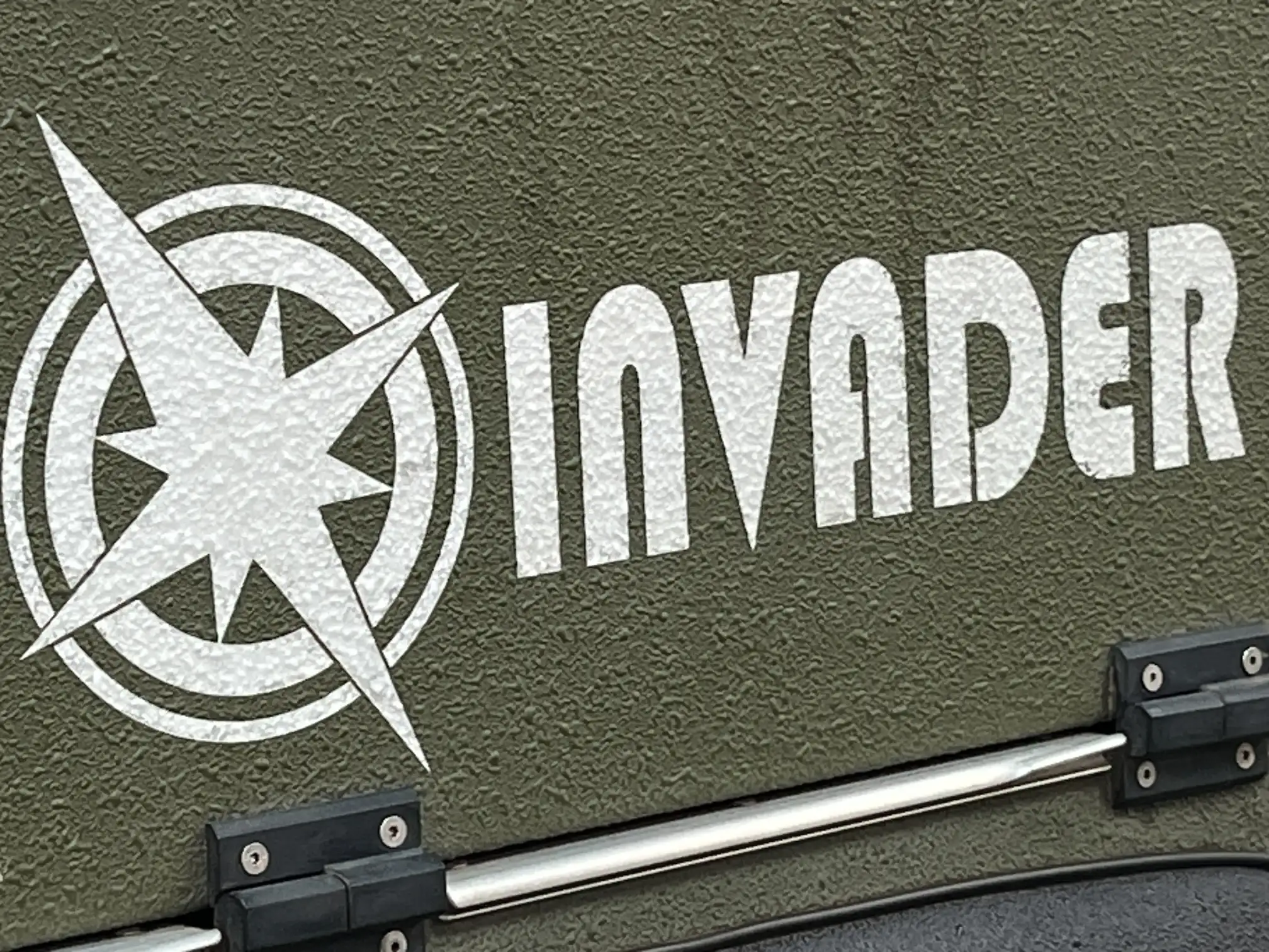 Invader Quattro