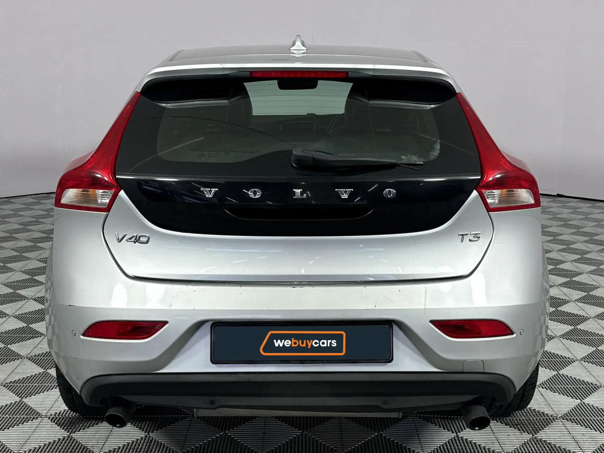 Volvo V40