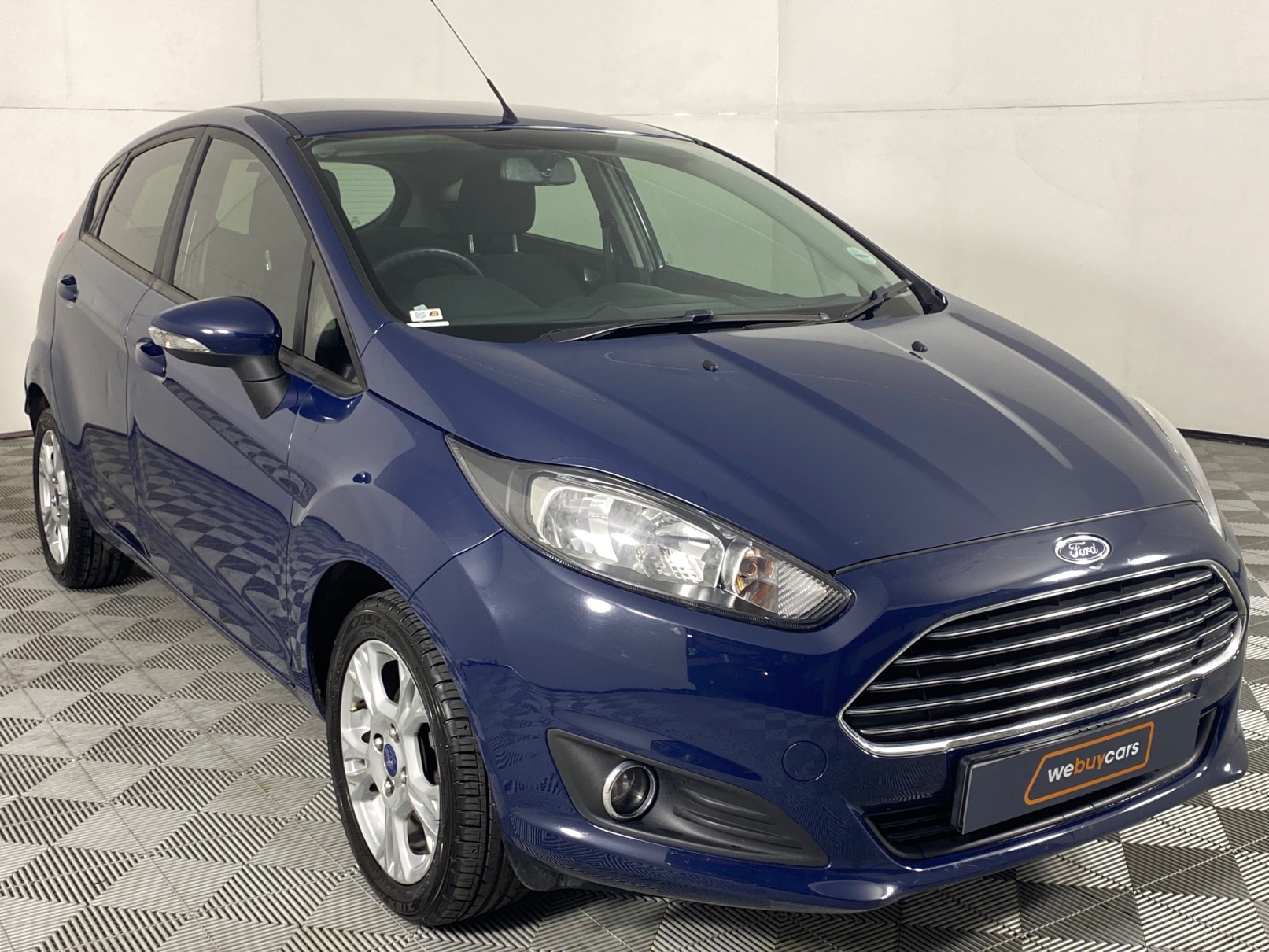 Used 2014 Ford Fiesta 1.0 EcoBoost Trend Powershift 5-Door for sale ...