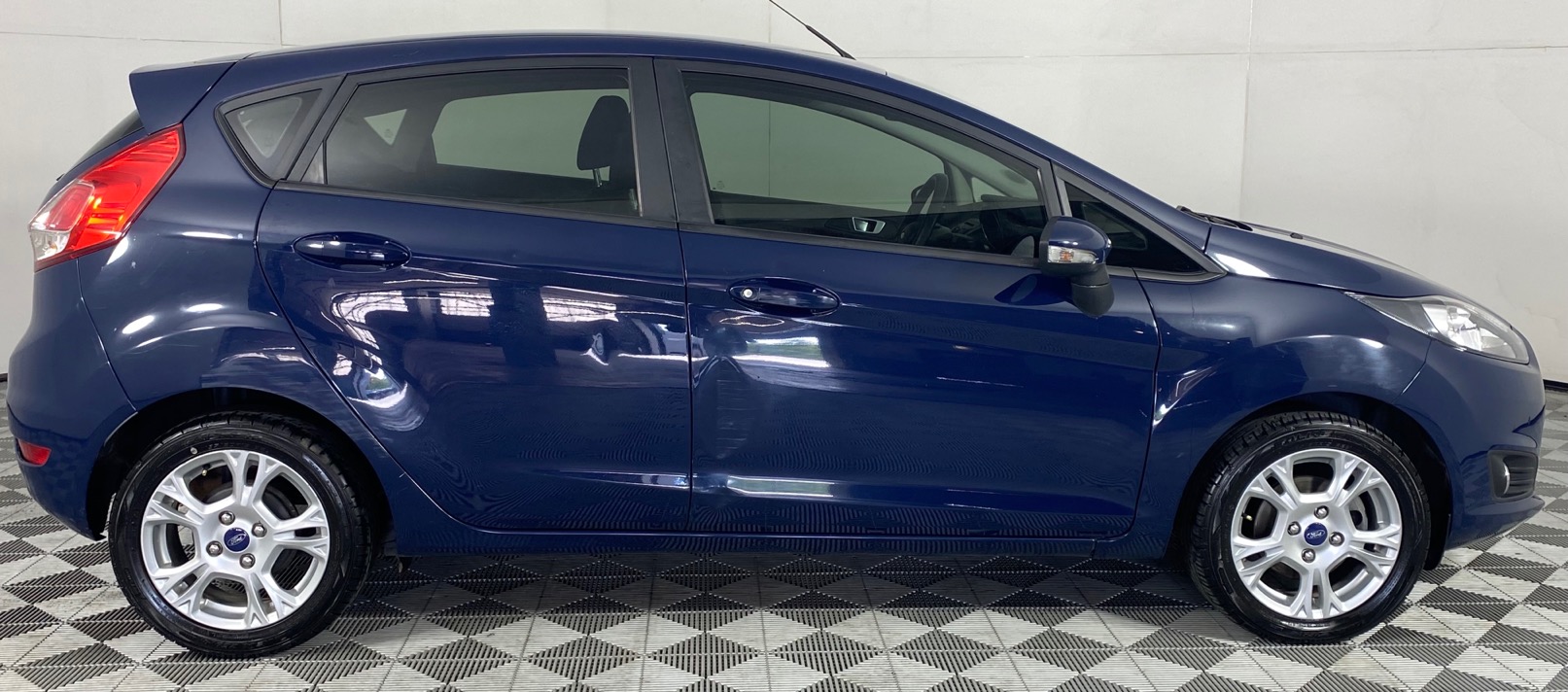 Used 2014 Ford Fiesta 1.0 EcoBoost Trend Powershift 5Door