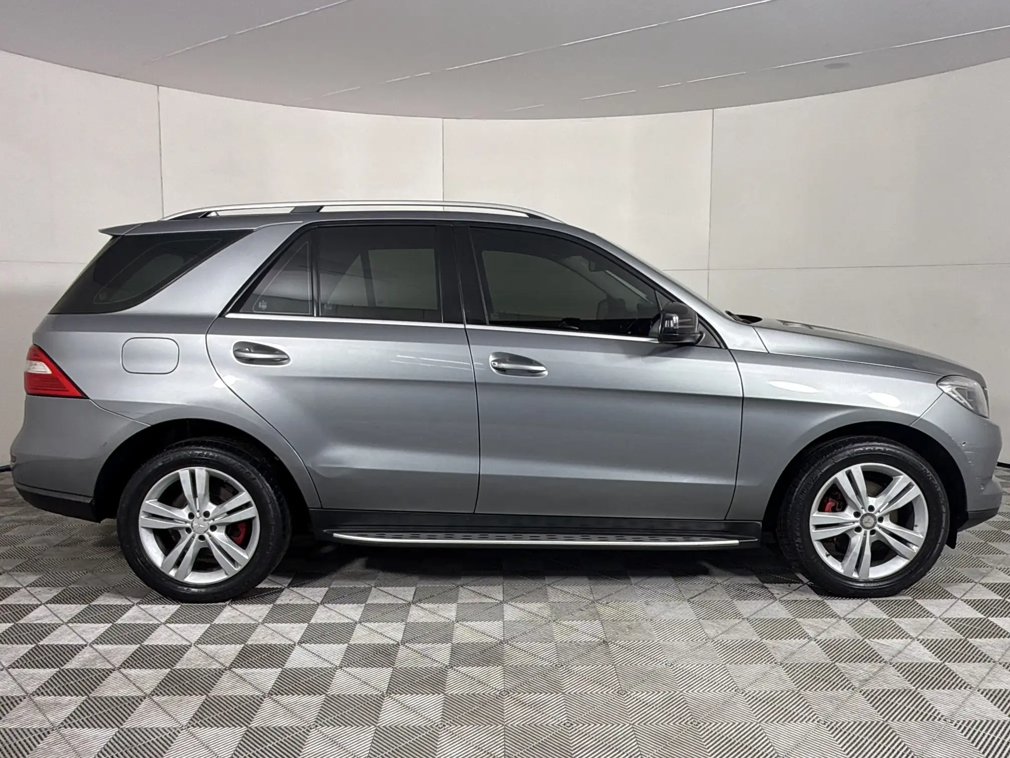 Mercedes-Benz M Class