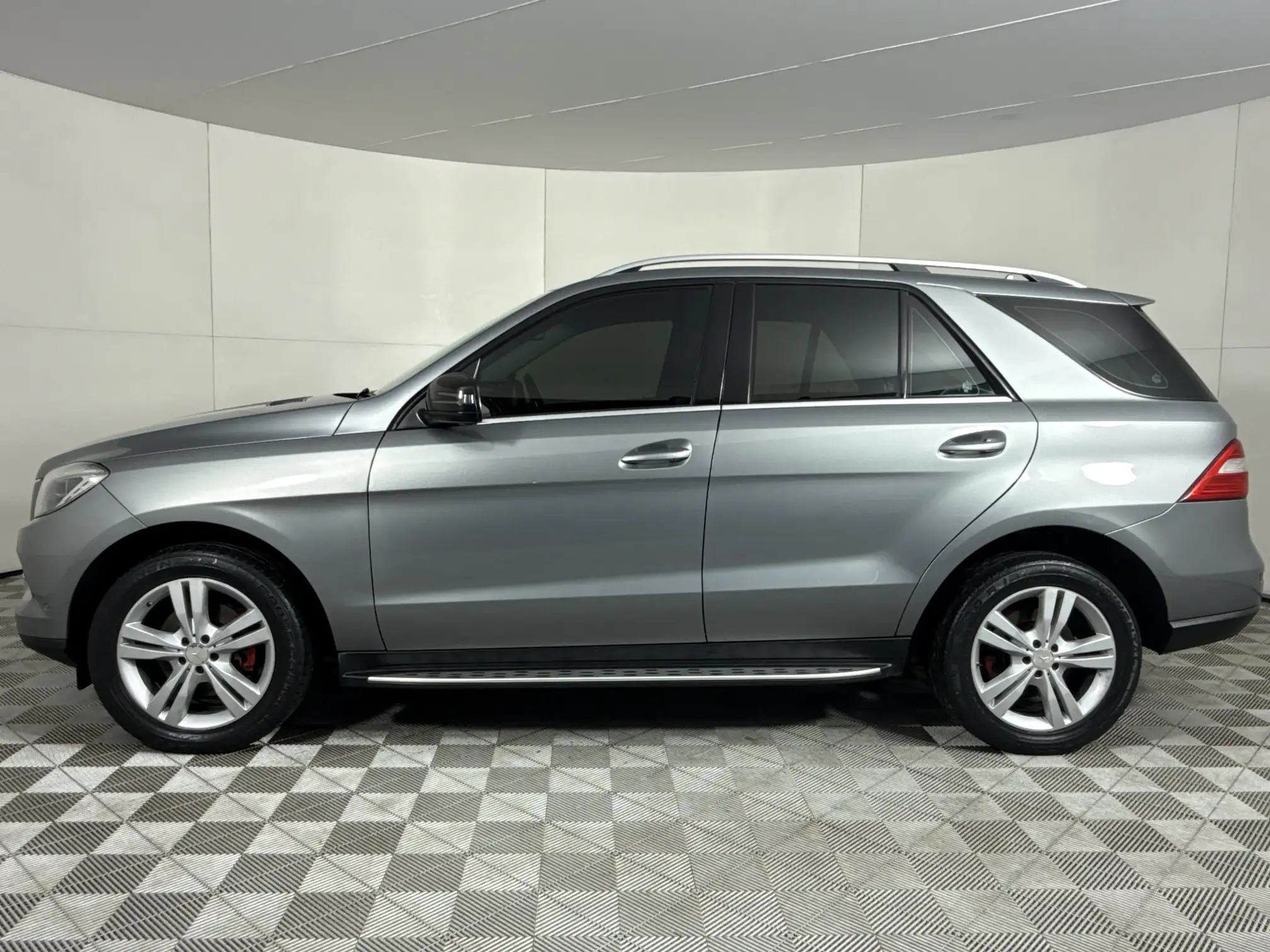 Mercedes-Benz M Class