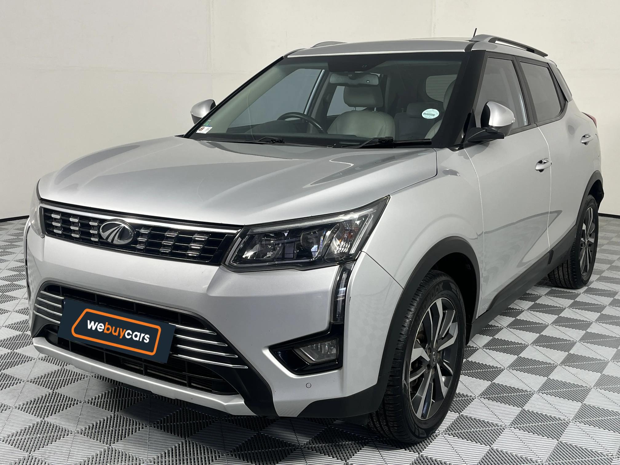 Mahindra XUV 300 1.5D (W8)
