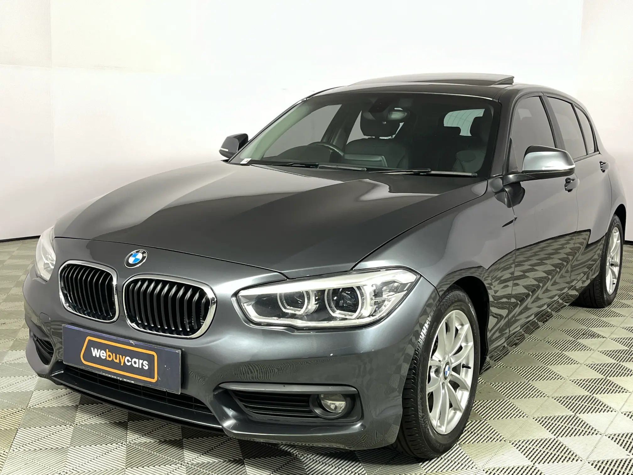 2017 BMW 1 Series 118i 5-Door Auto (F20)