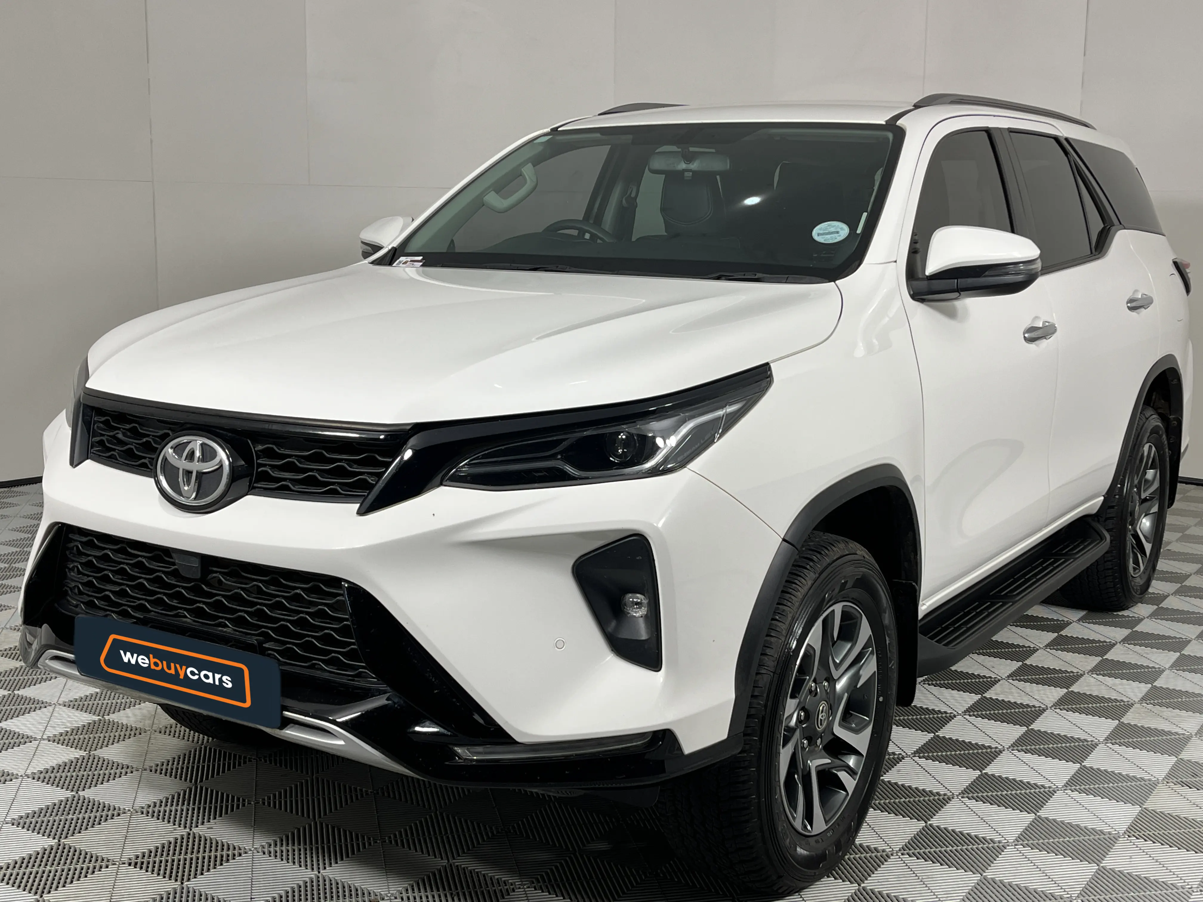 2023 Toyota Fortuner 2.4gd-6 R/B Auto