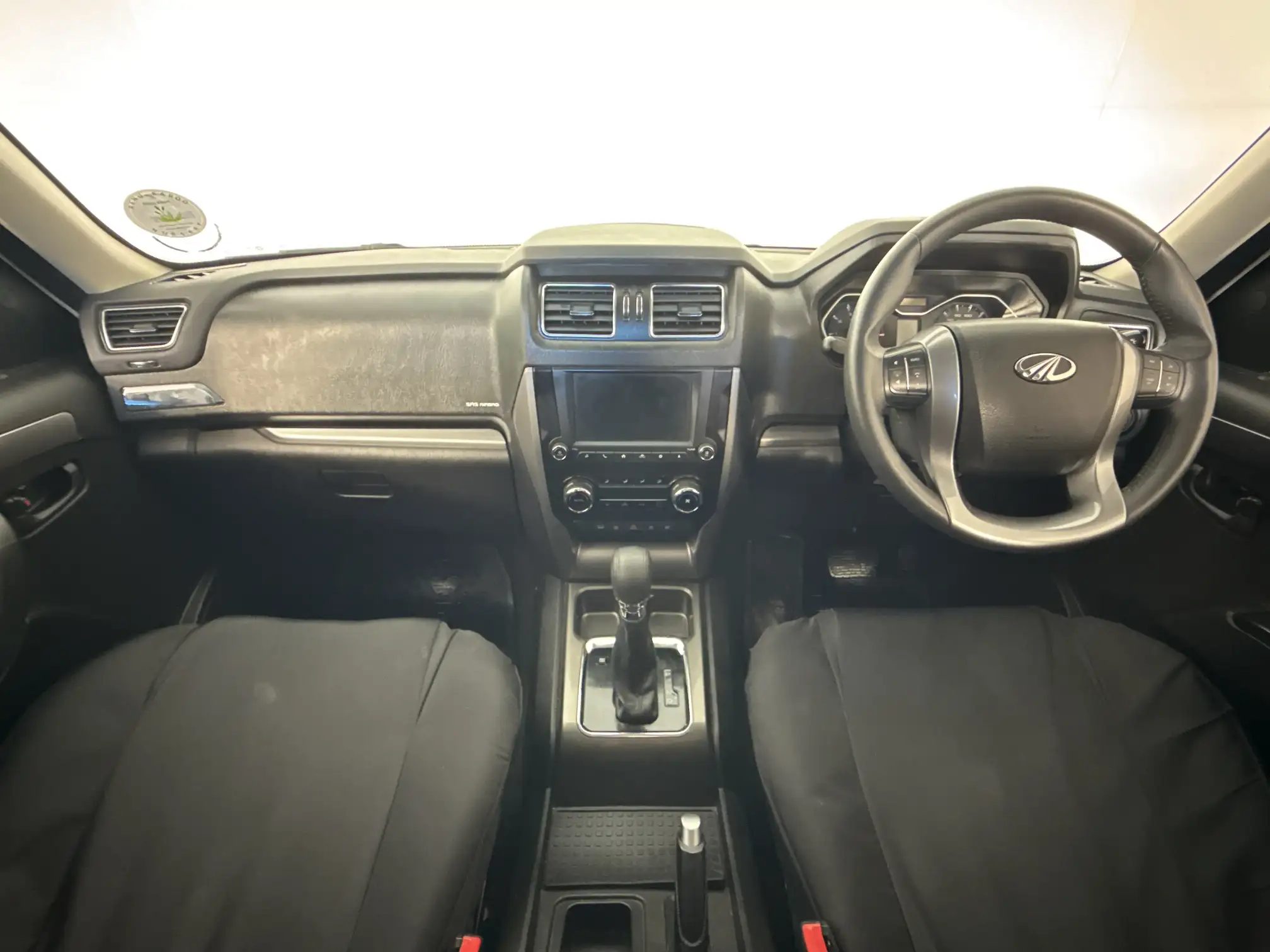 Mahindra PIK UP
