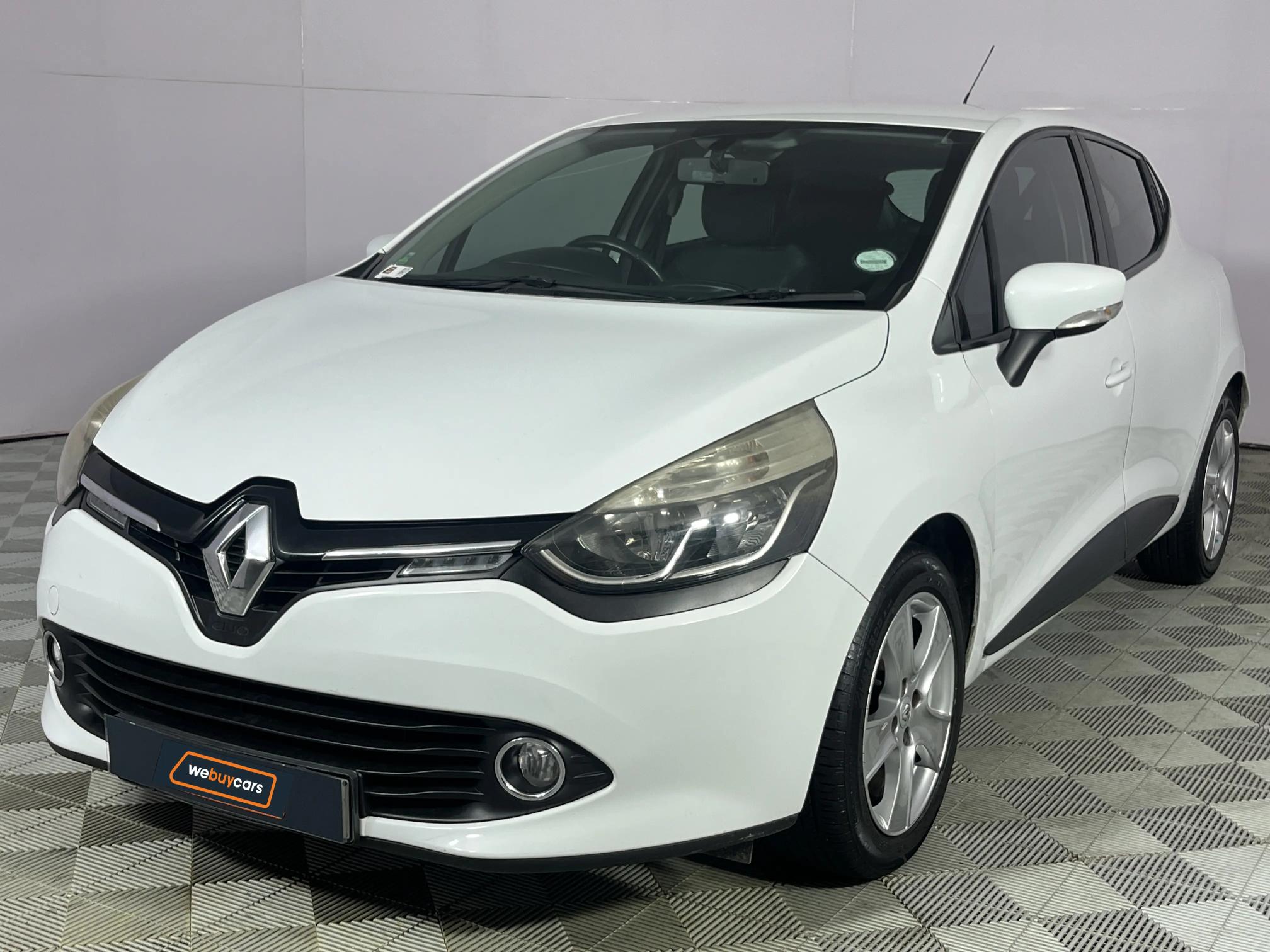 Renault Clio IV 900T (66kW) Expression 5 Door