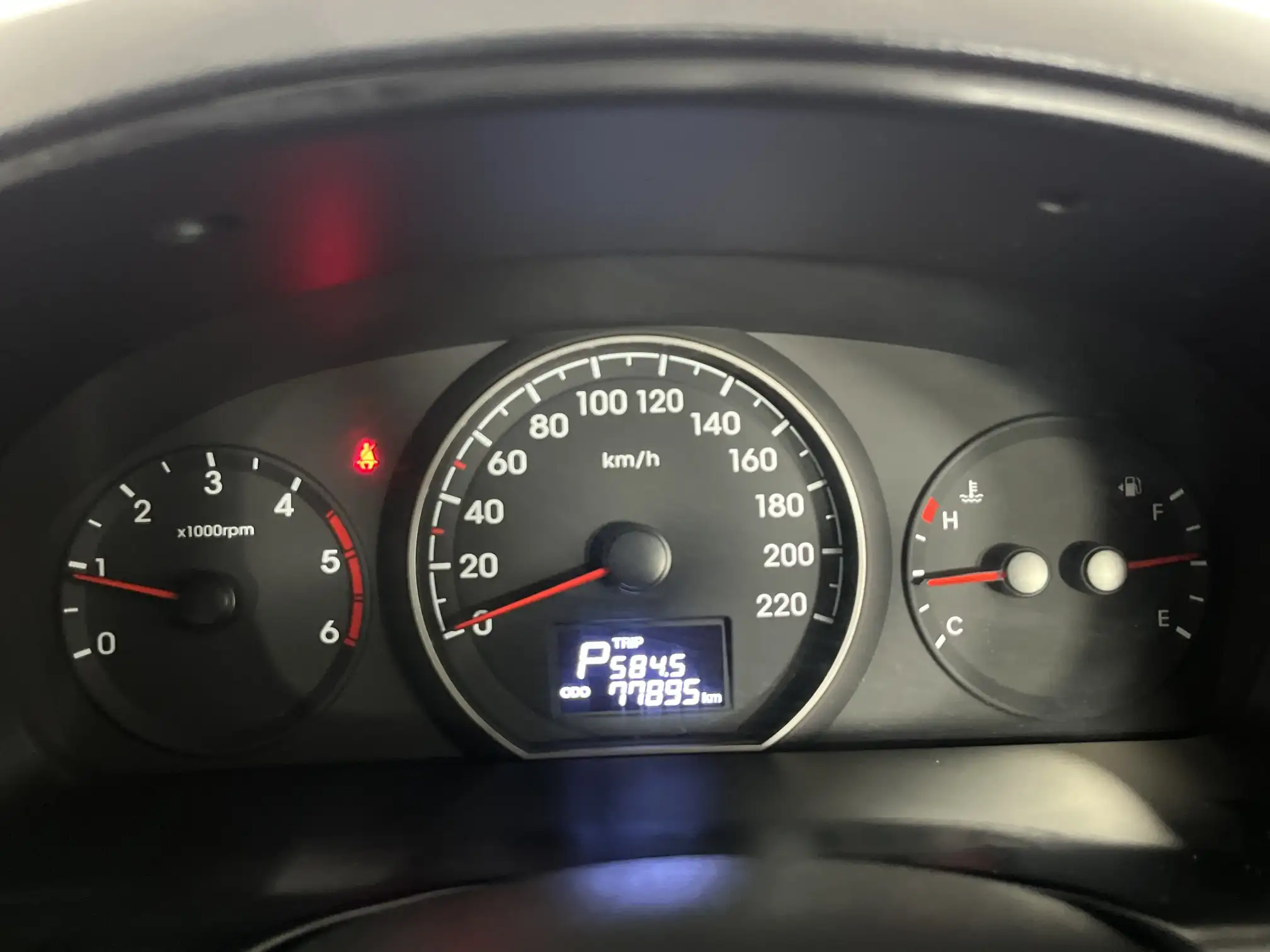 Hyundai H-1