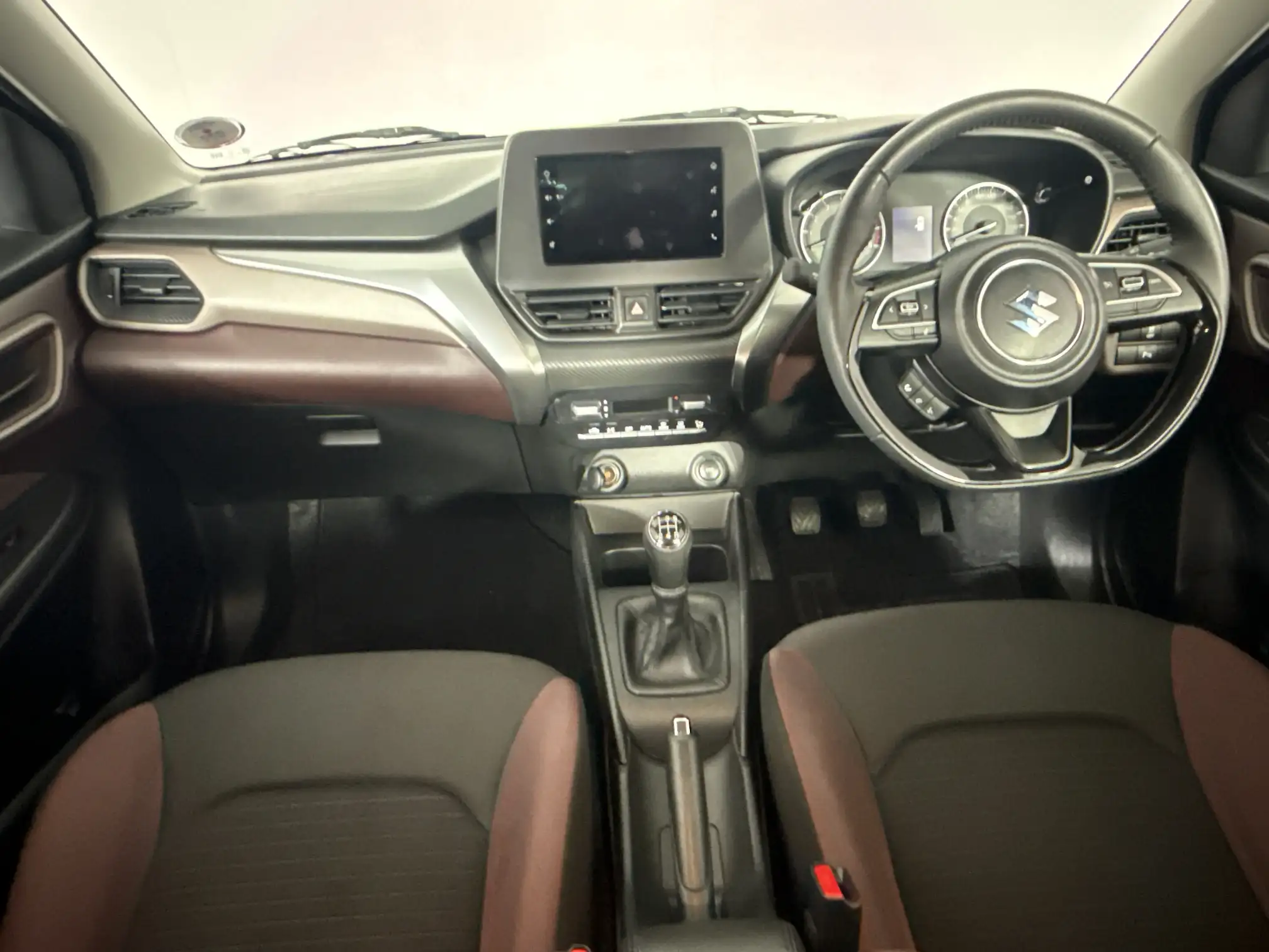 Suzuki Fronx