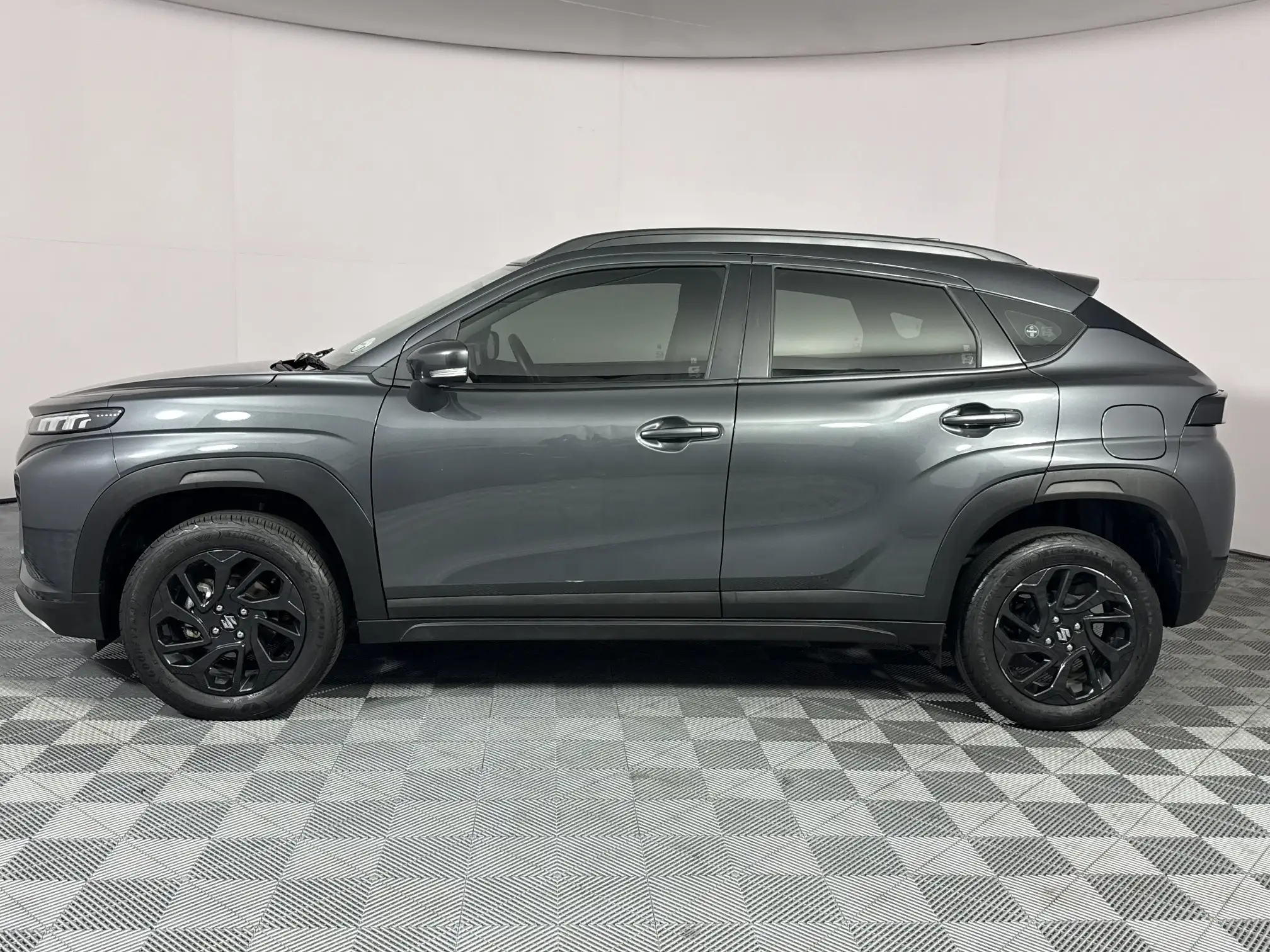 Suzuki Fronx
