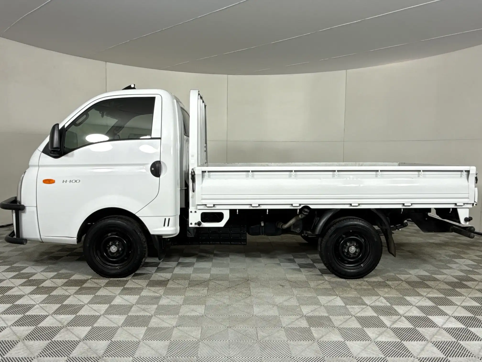 Hyundai H100