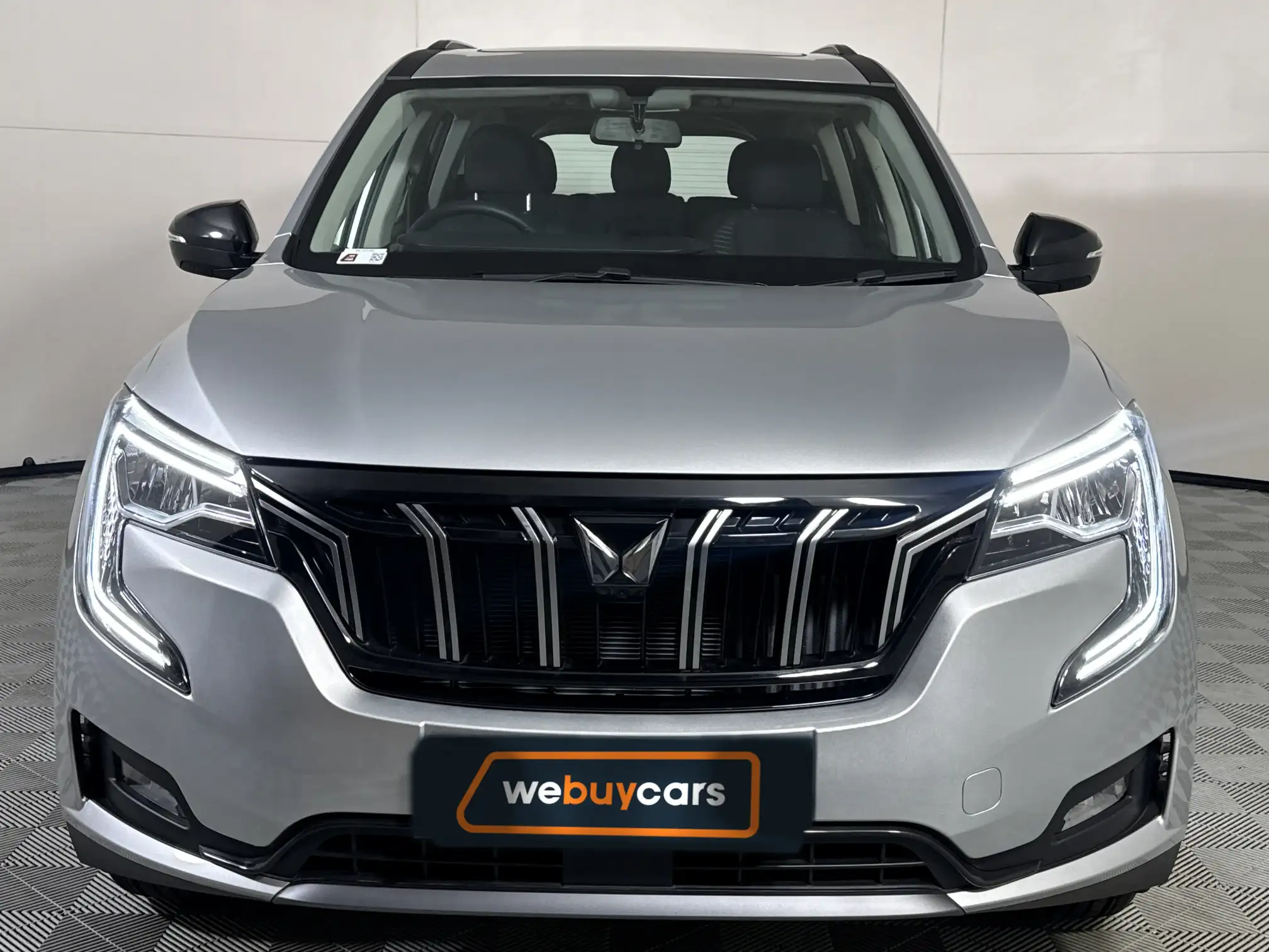 Mahindra XUV 700