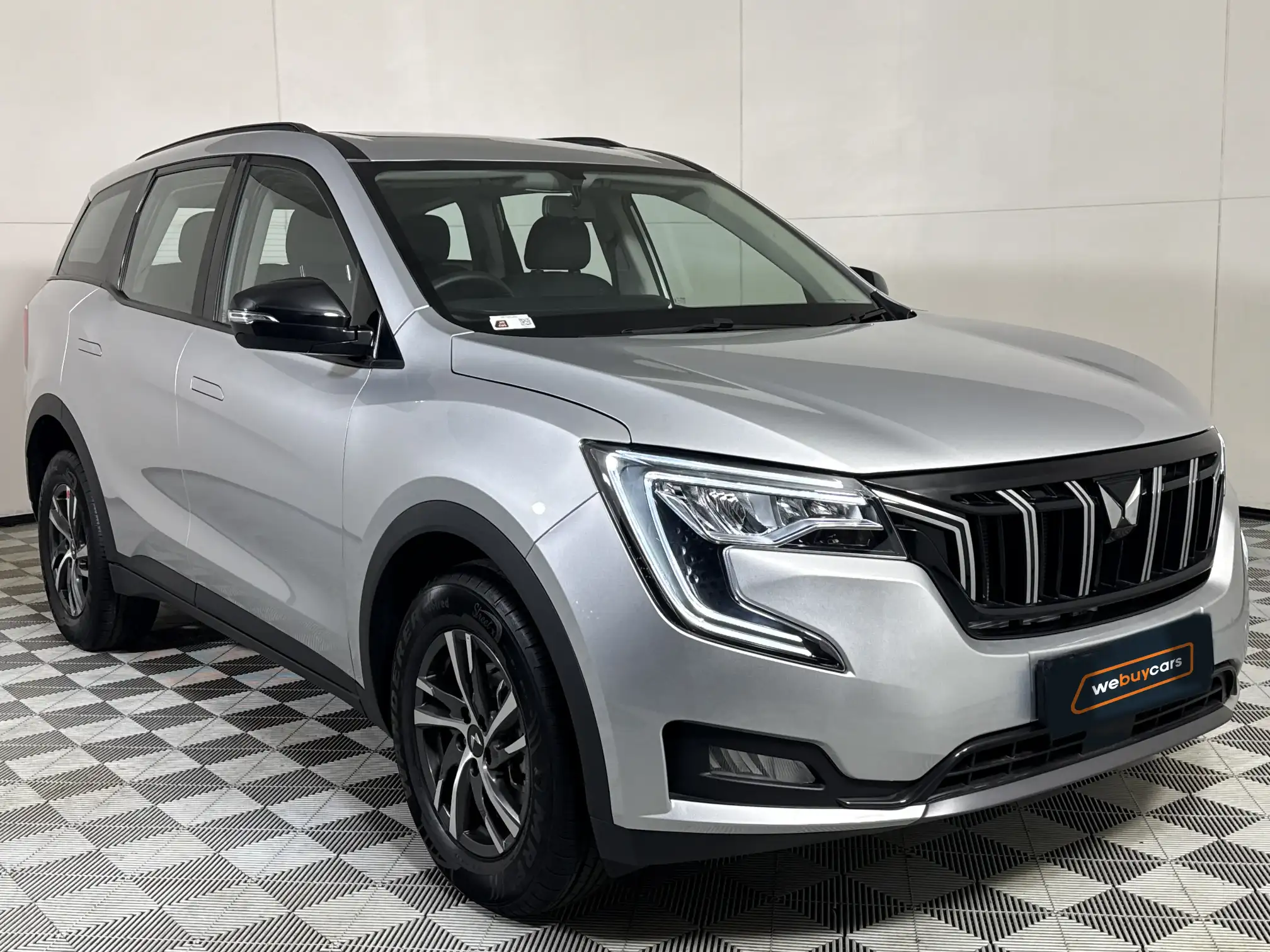 Mahindra XUV 700