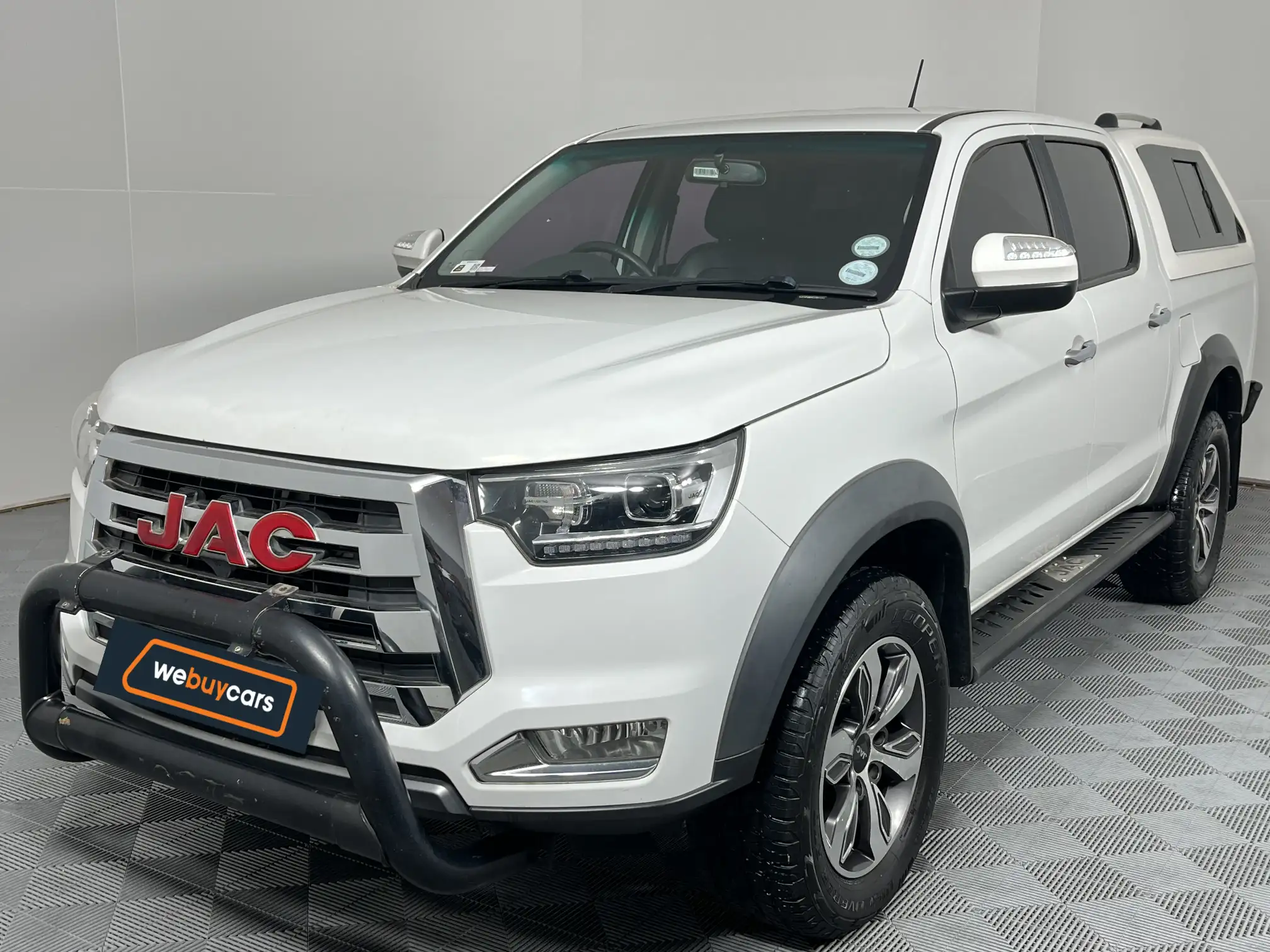 JAC T6