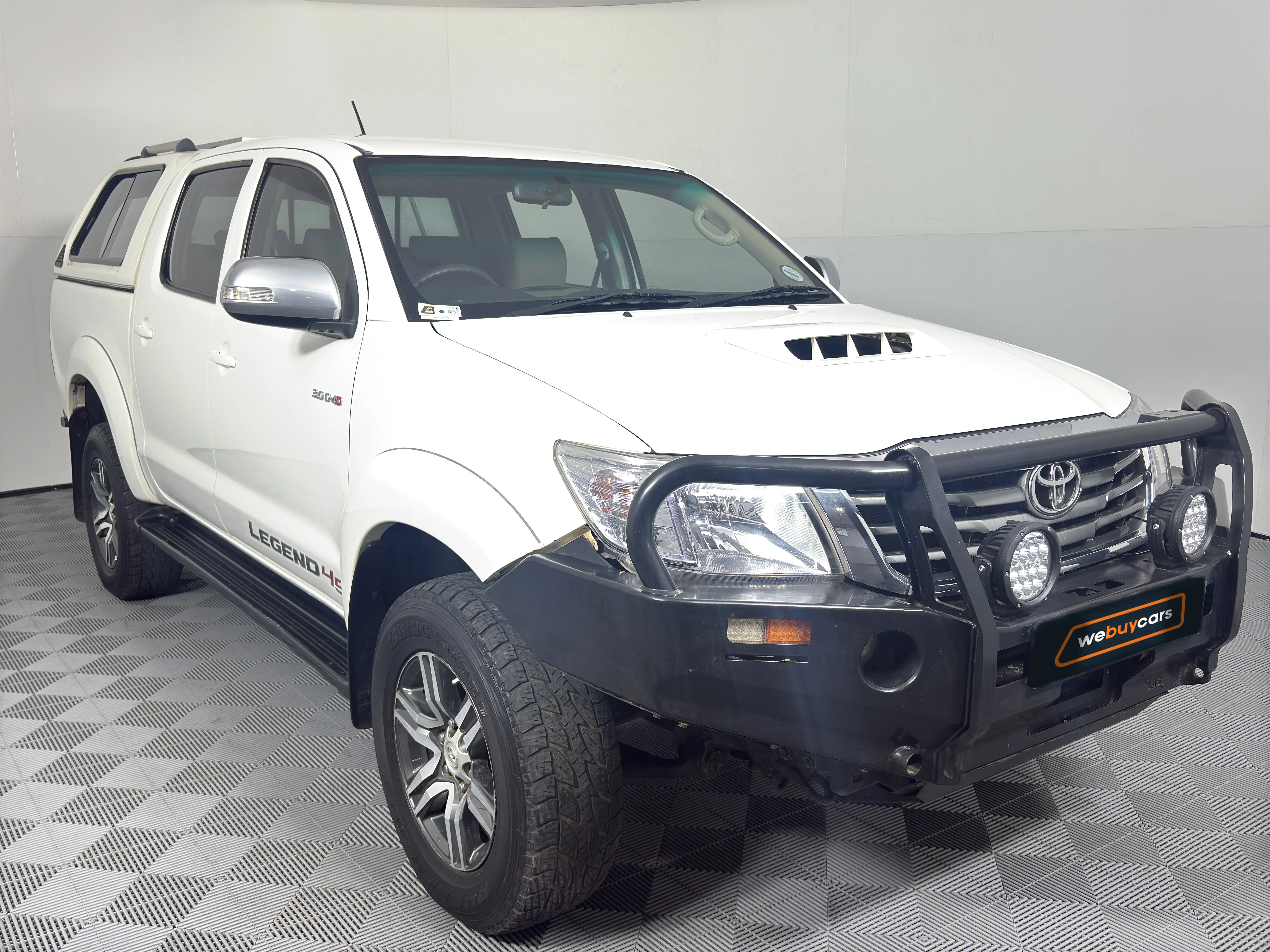 2016 Toyota Hilux 3.0 D-4d Legend 45 4x4 Auto Pick Up Double Cab, photo 3