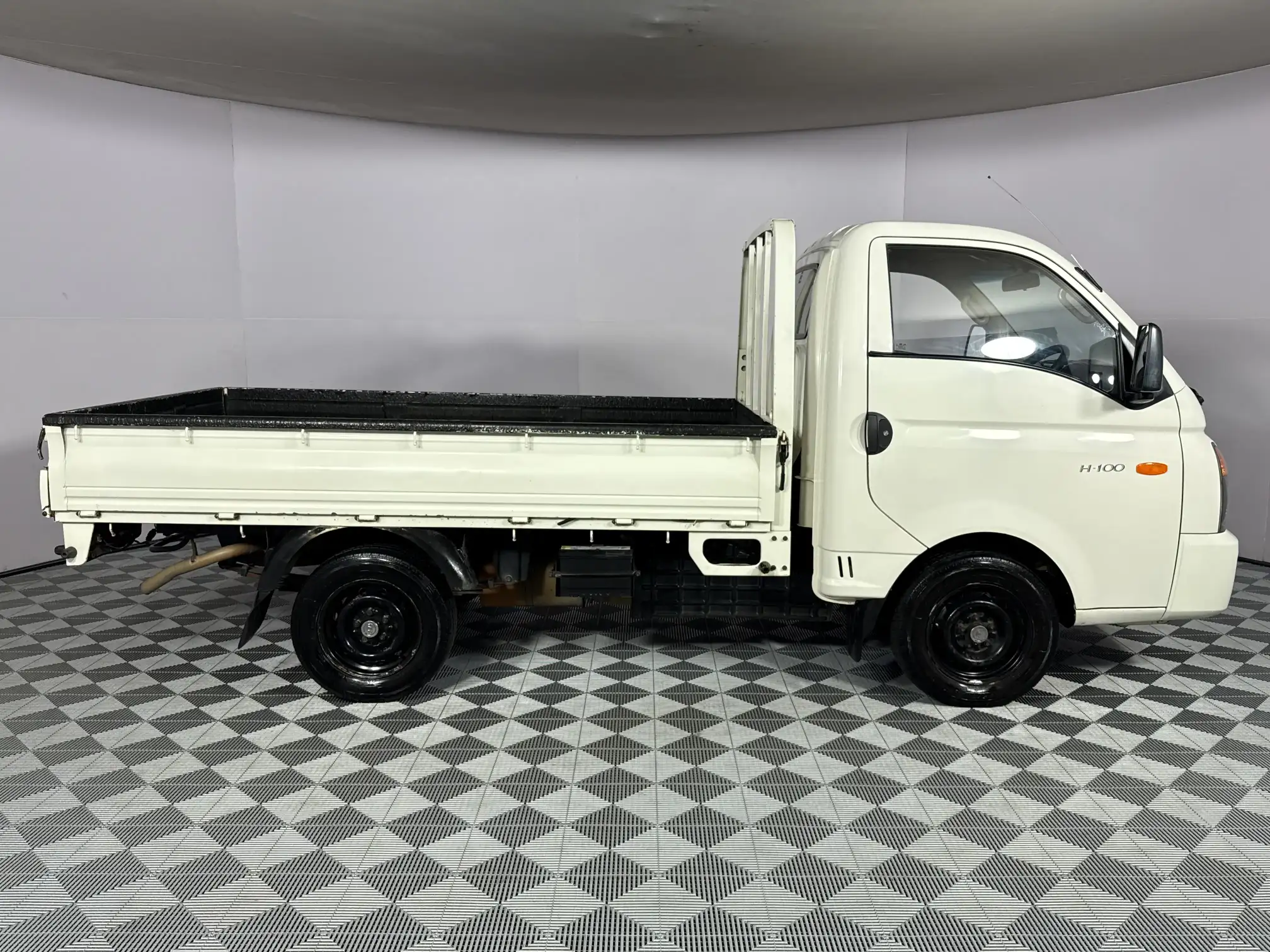 Hyundai H100