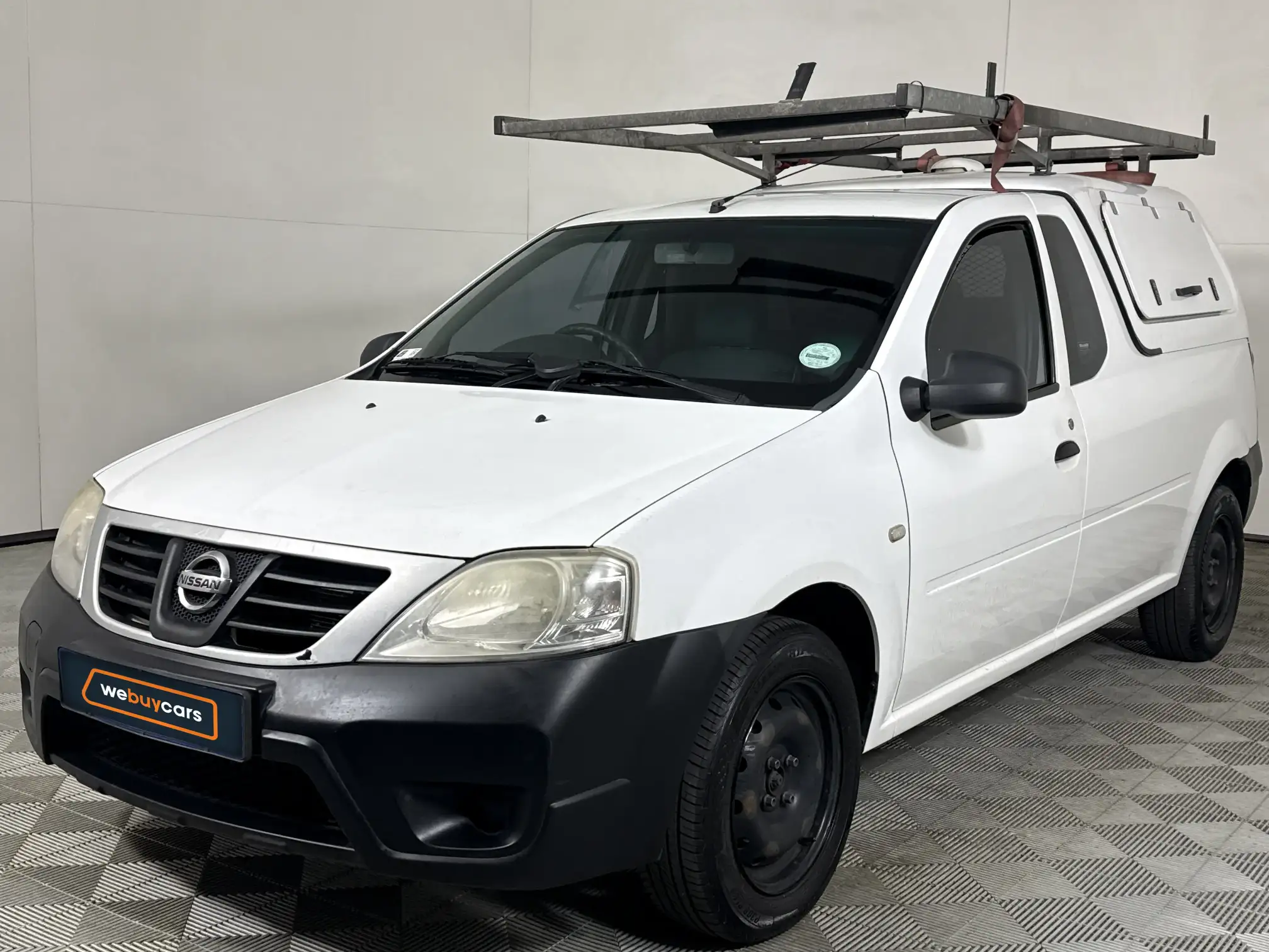 2015 Nissan NP200