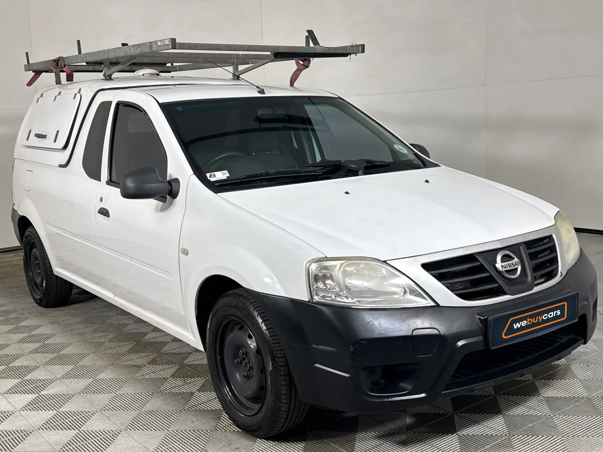 Nissan NP200