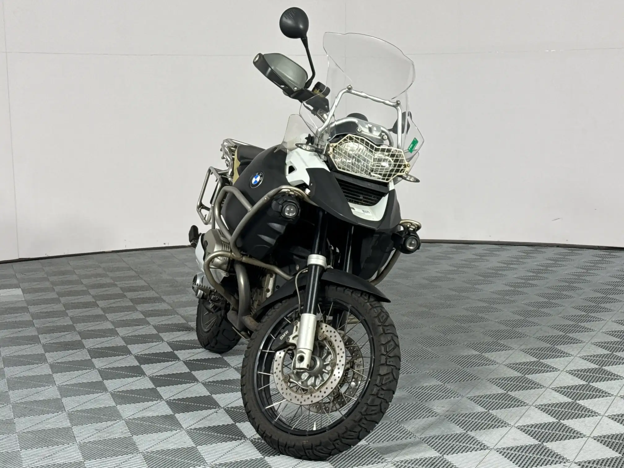 BMW R Series