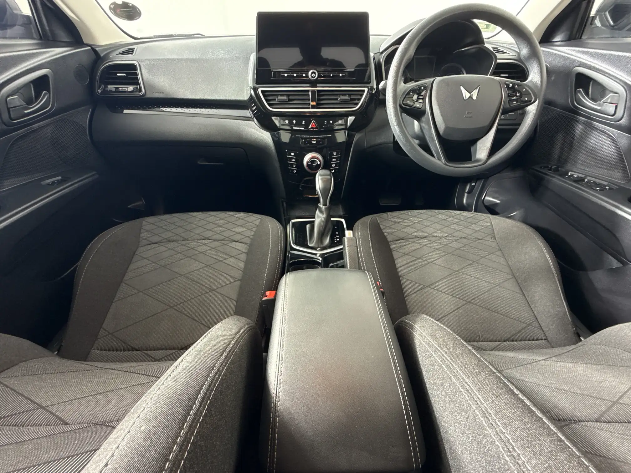 Mahindra Xuv3xo