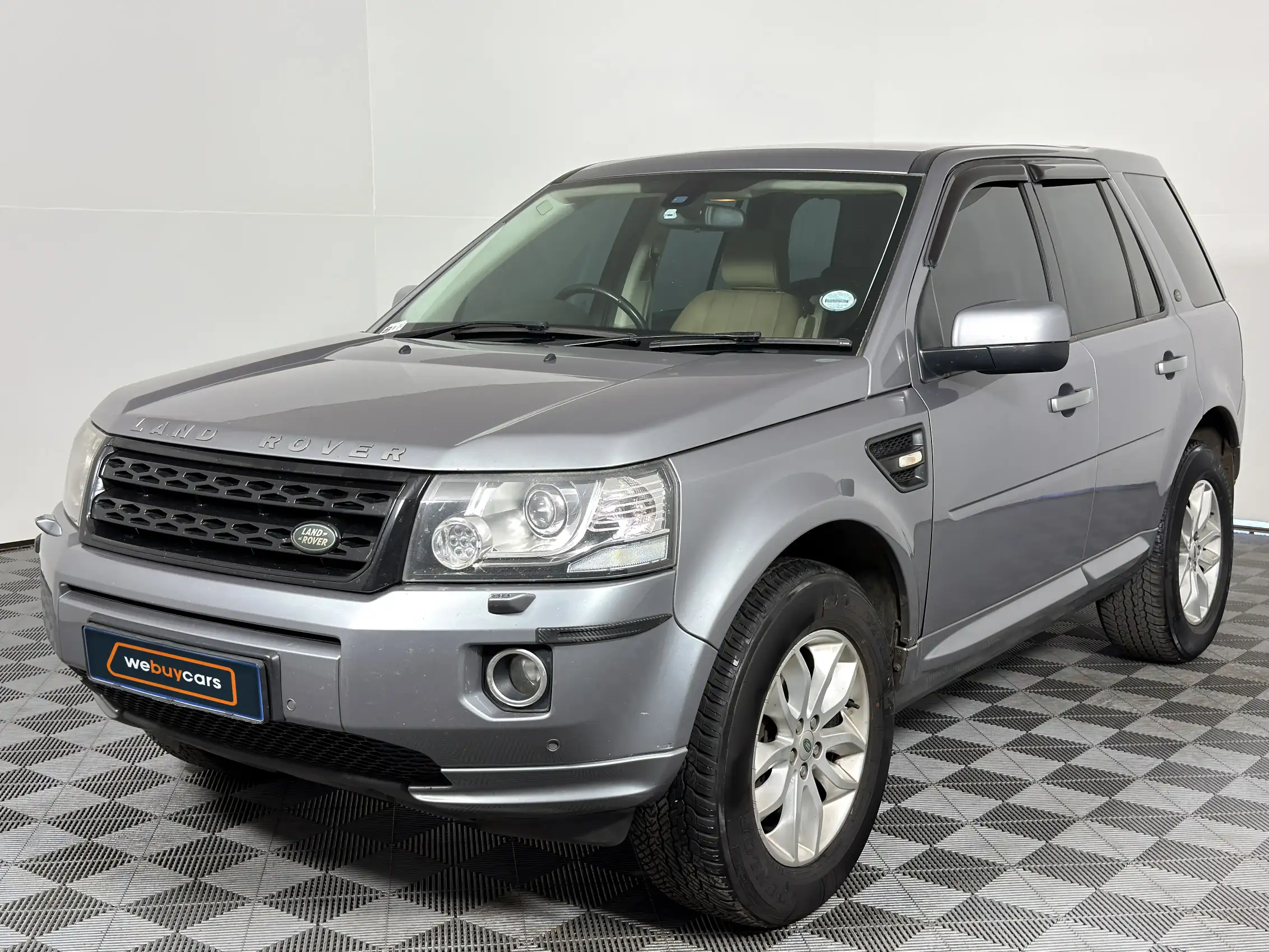 We Buy Cars | 2014 Land Rover Freelander