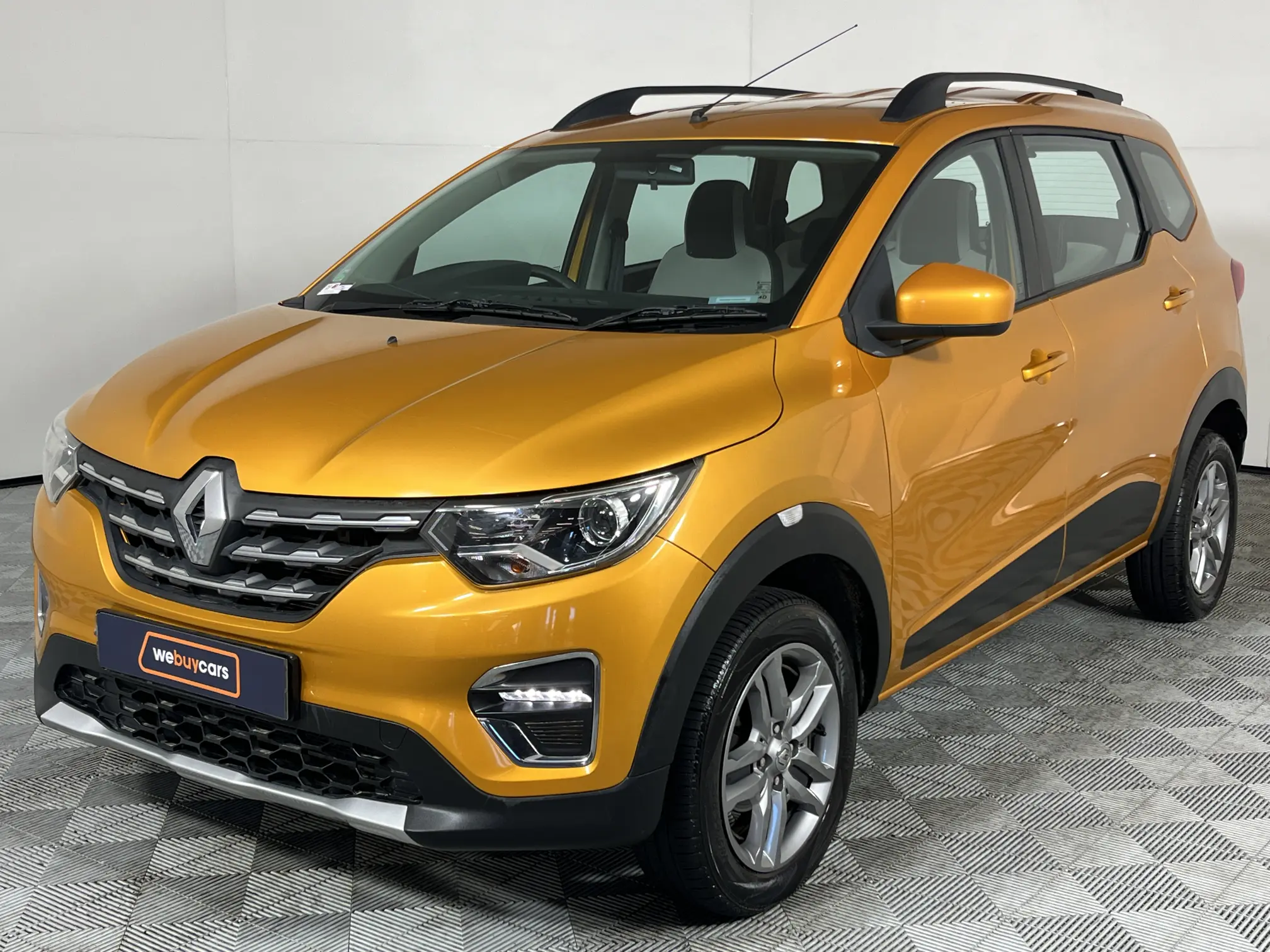 2020 Renault Triber 1.0 Prestige / Intens