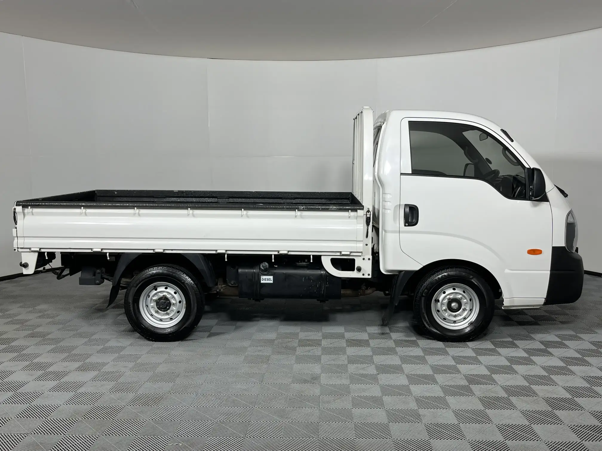 KIA K 2700