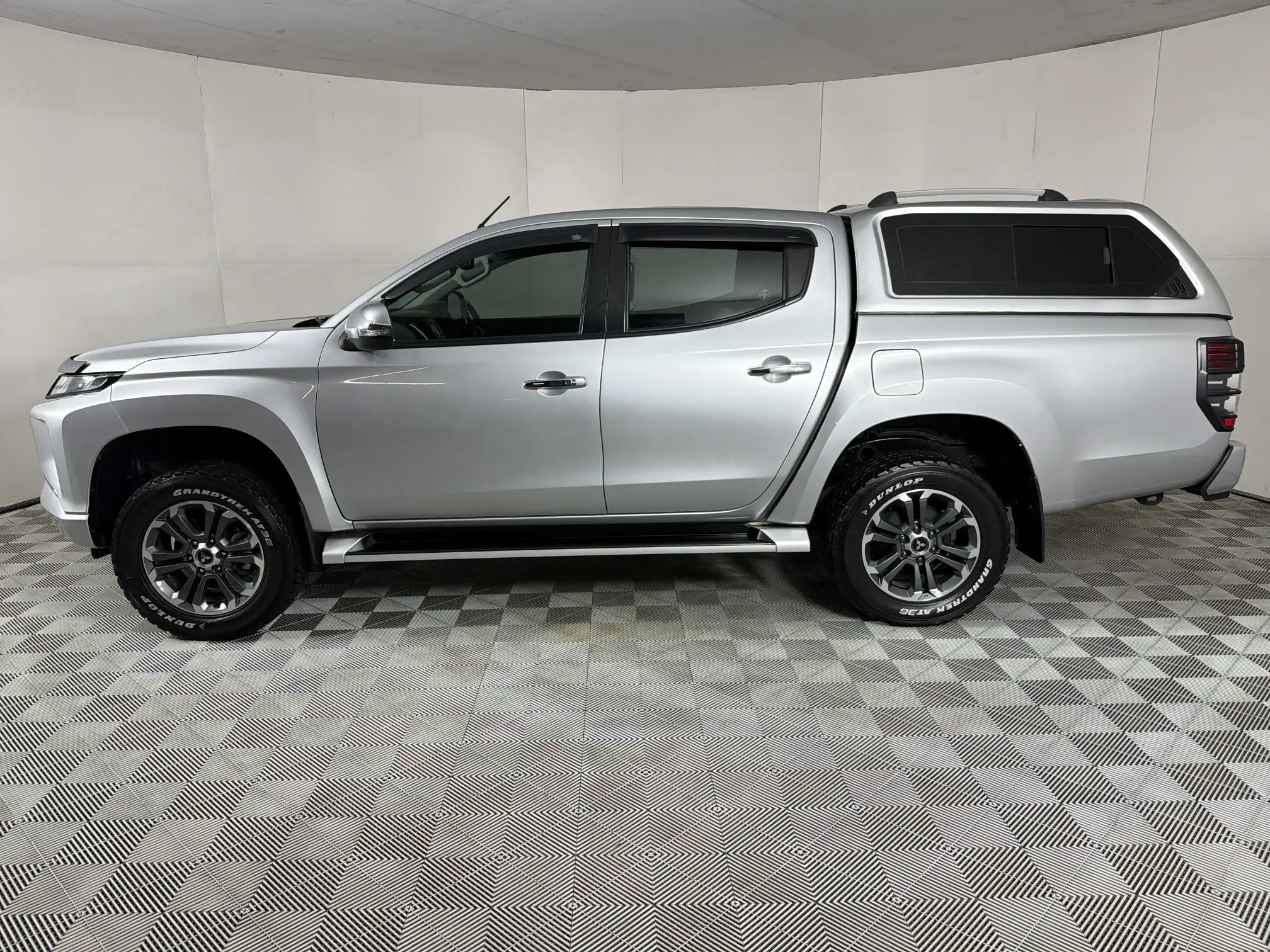 Mitsubishi Triton