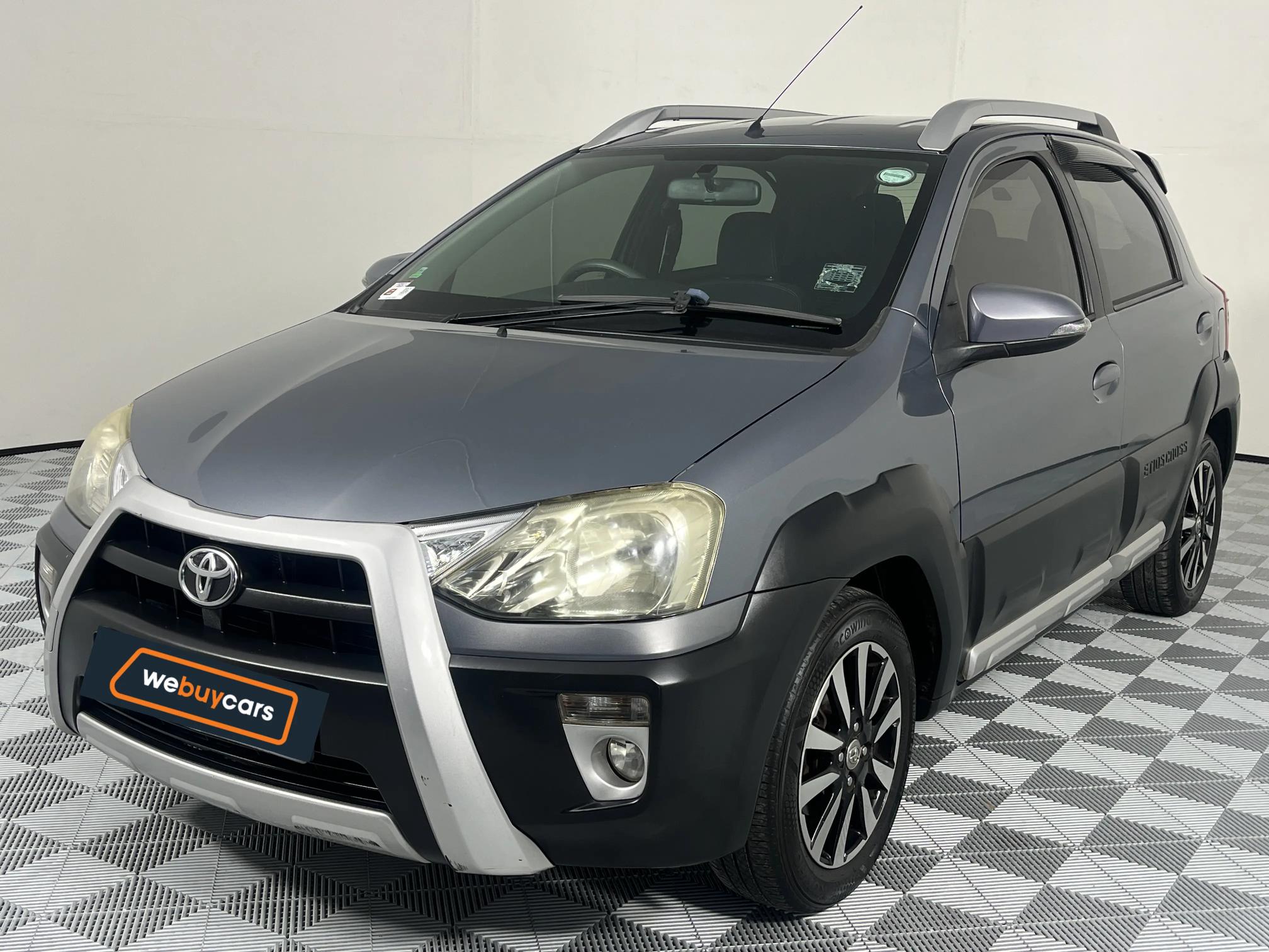 Toyota Etios Cross 1.5 Xs Hatch