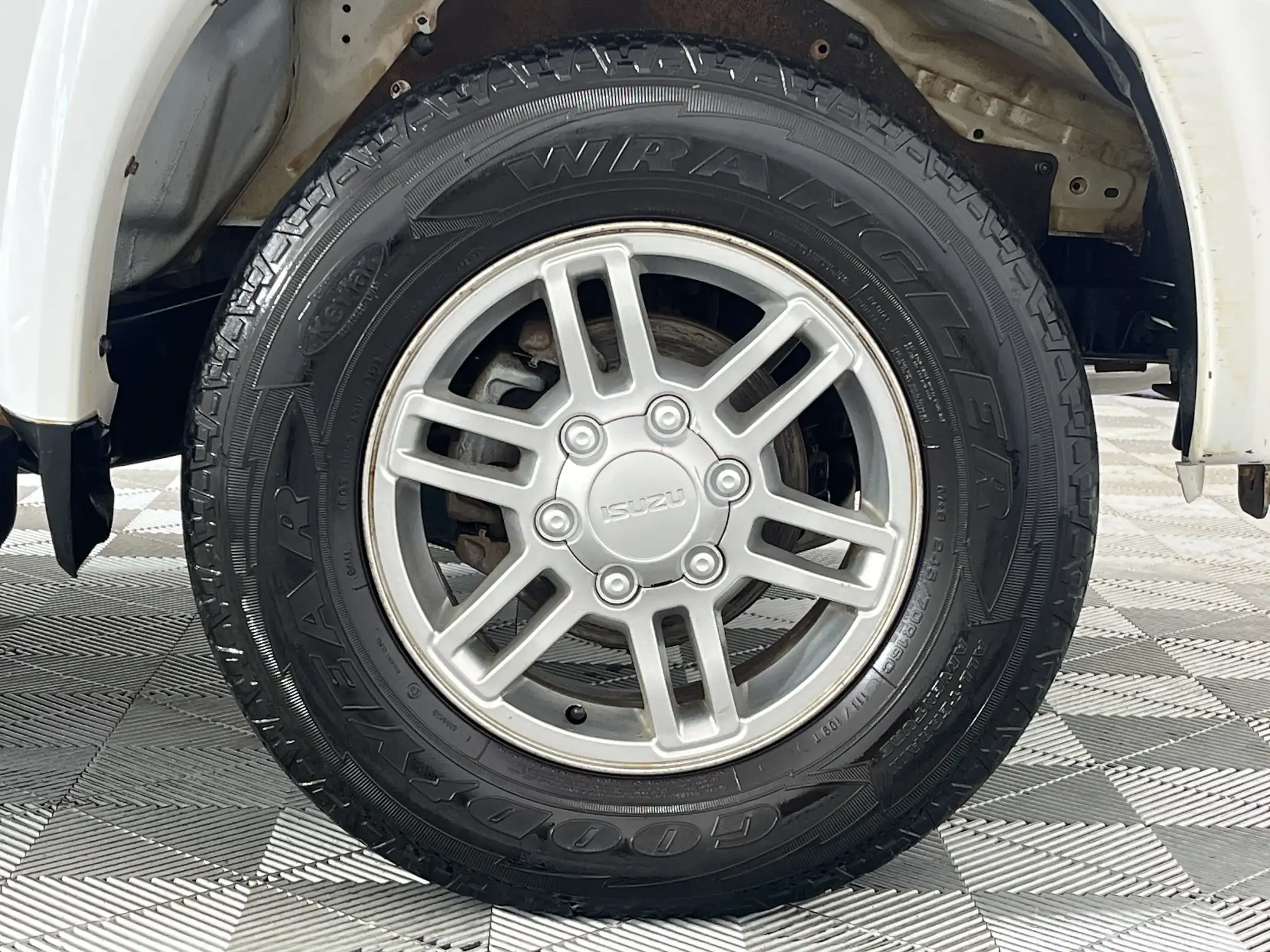 Isuzu KB