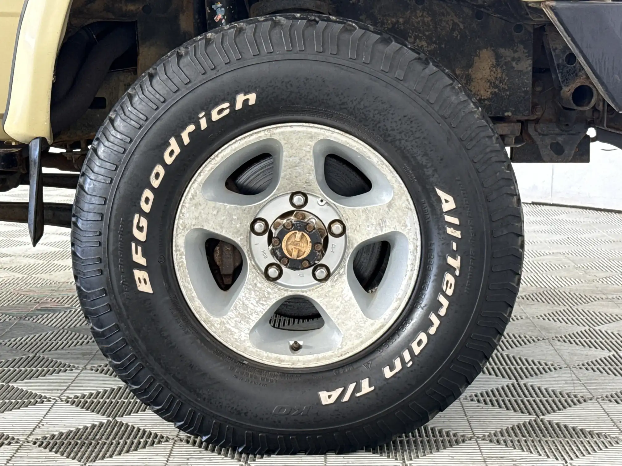 Toyota Land Cruiser 79