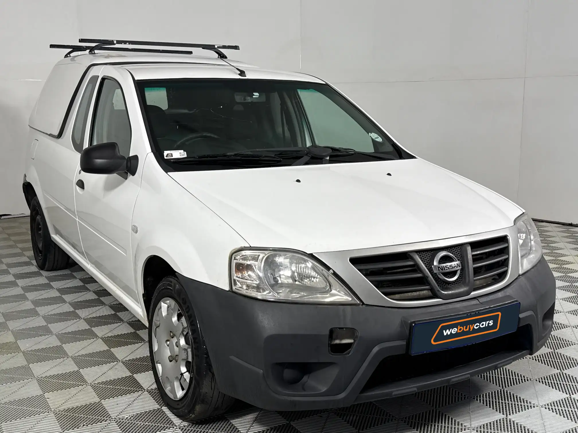 Nissan NP200