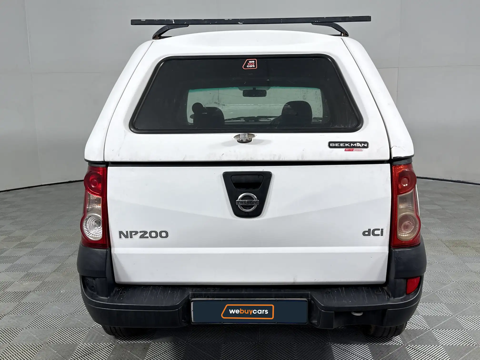 Nissan NP200