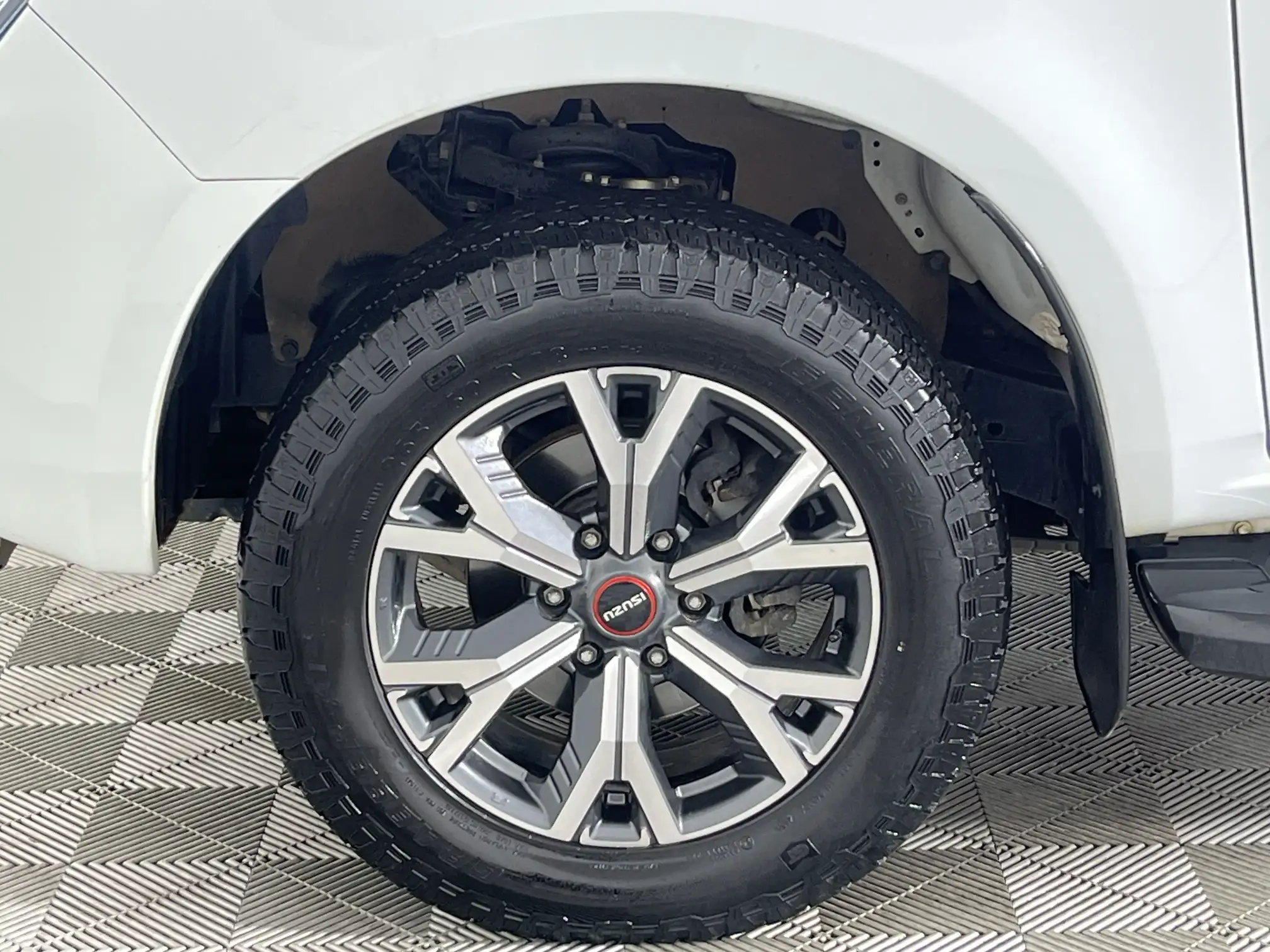 Isuzu D-MAX