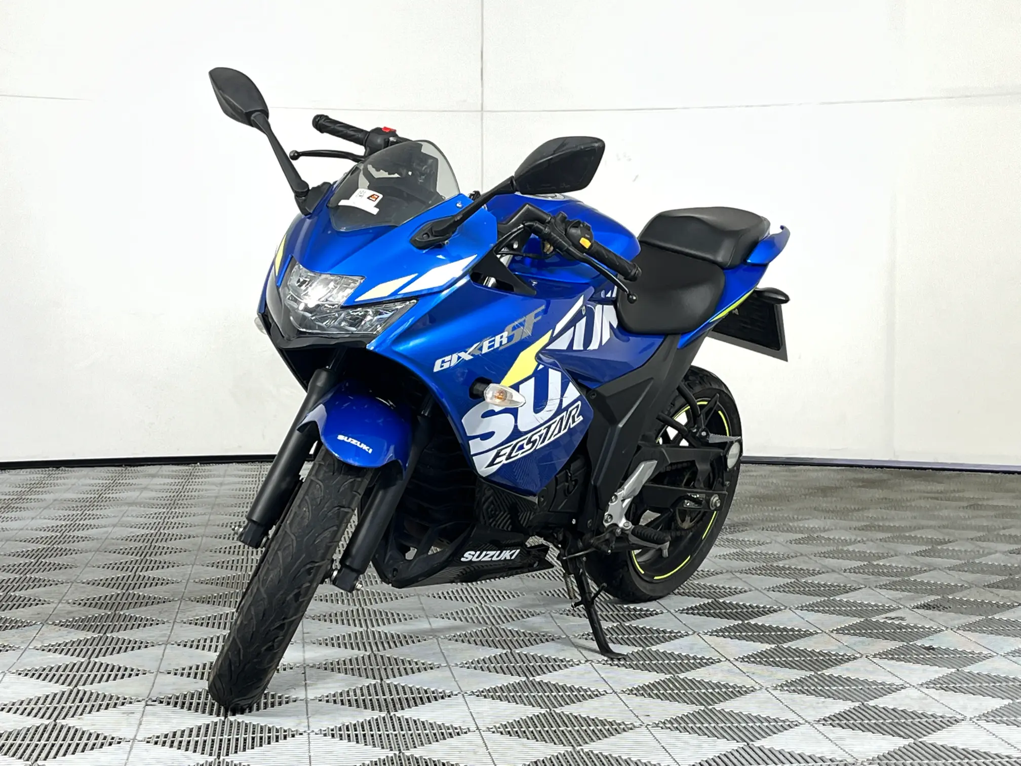 Used 2021 Suzuki GSX 150f for sale | WeBuyCars