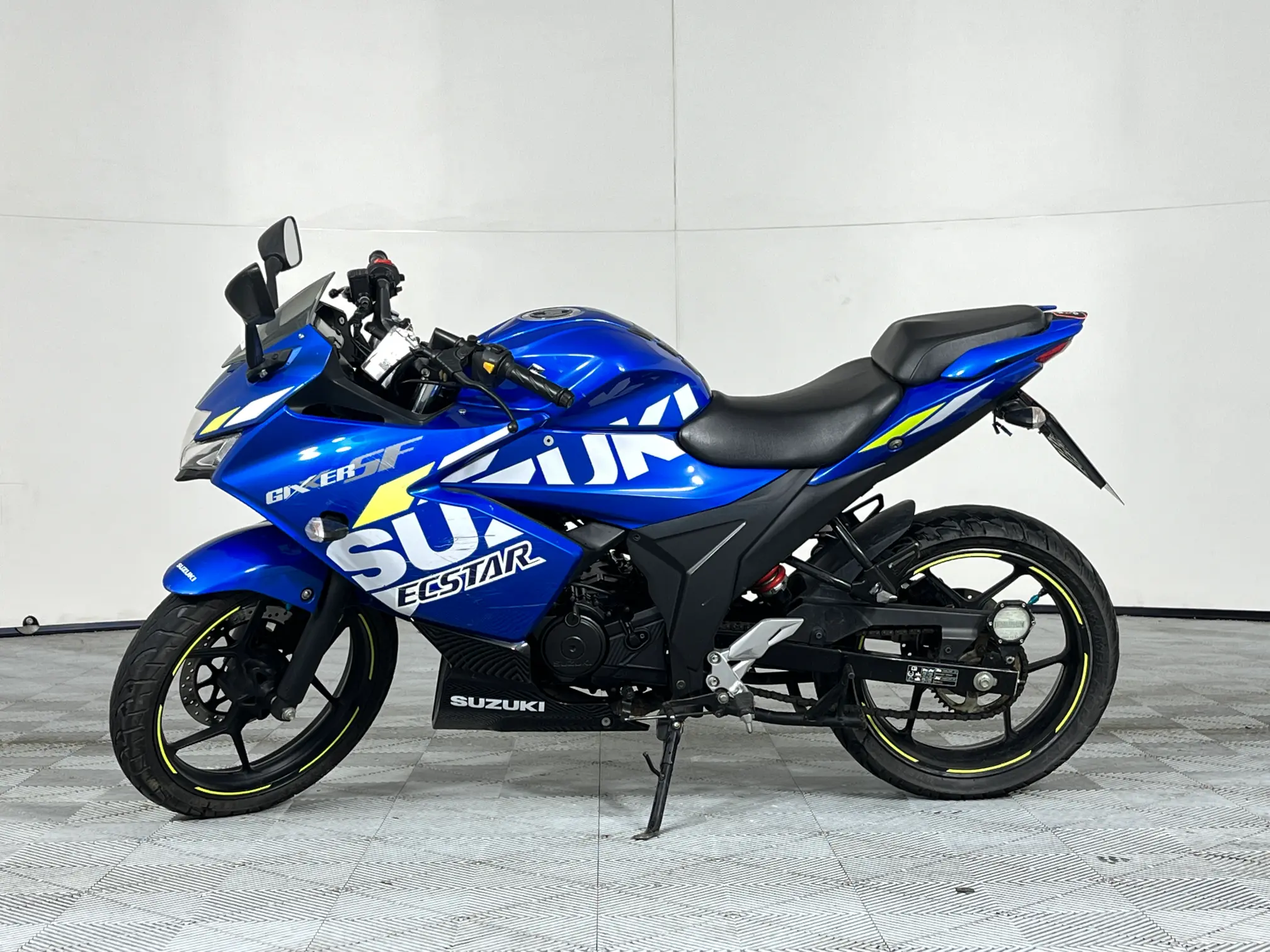 Used 2021 Suzuki GSX 150f for sale | WeBuyCars