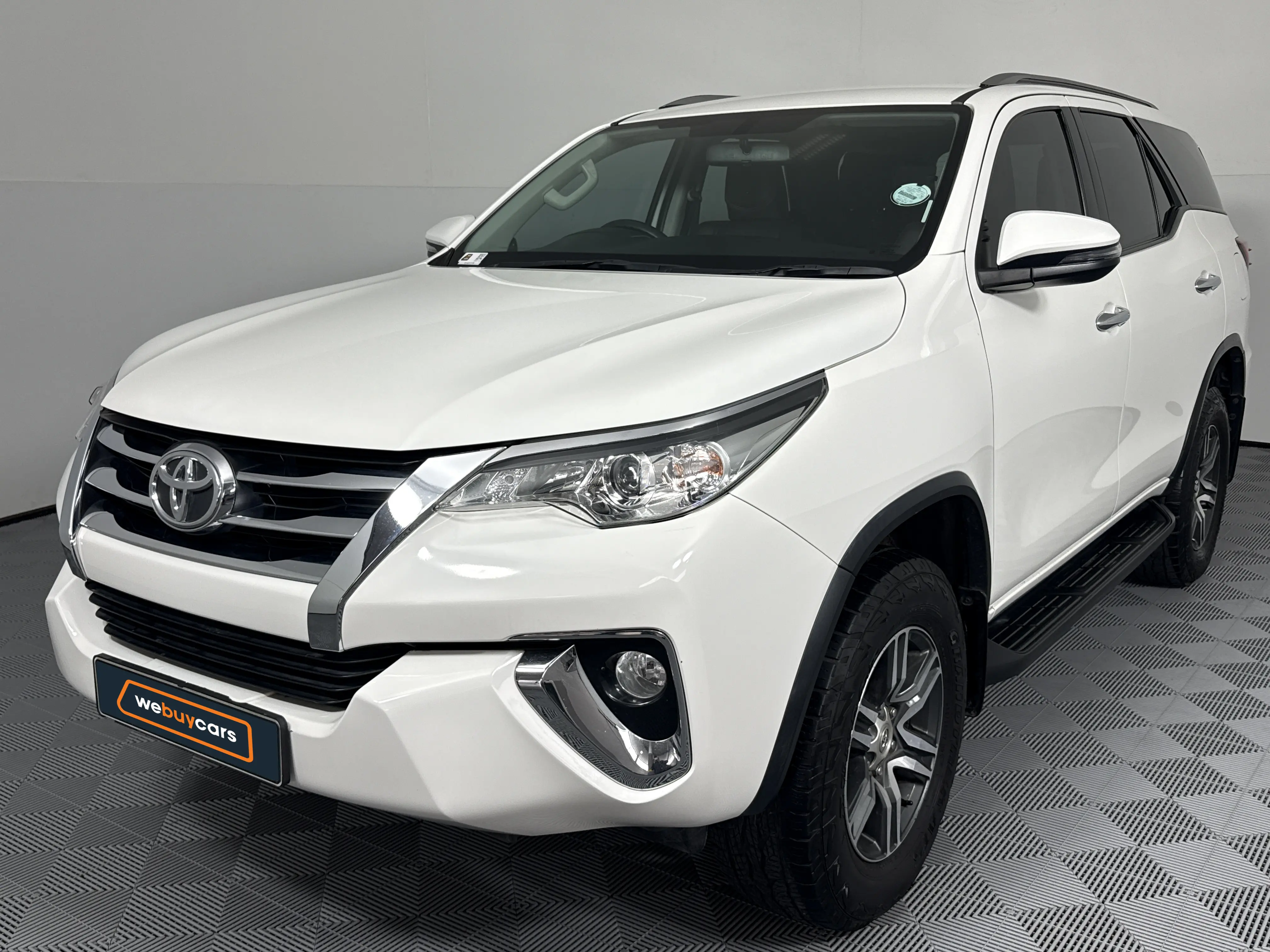 2019 Toyota Fortuner 2.4gd-6 R/B Auto