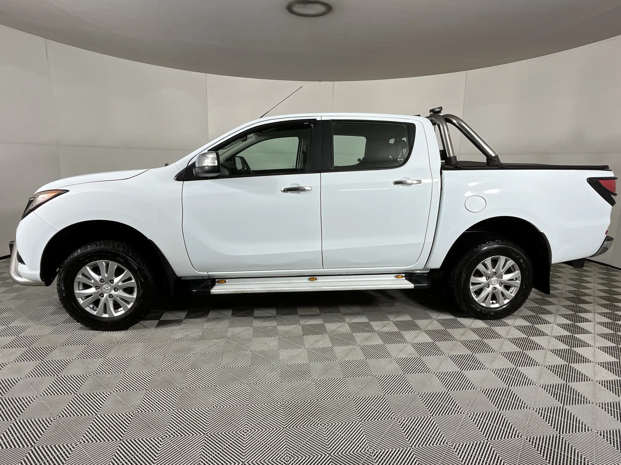 Used 2015 Mazda BT 50 Series BT-50 3.2TDI SLE Pick Up Double Cab for ...