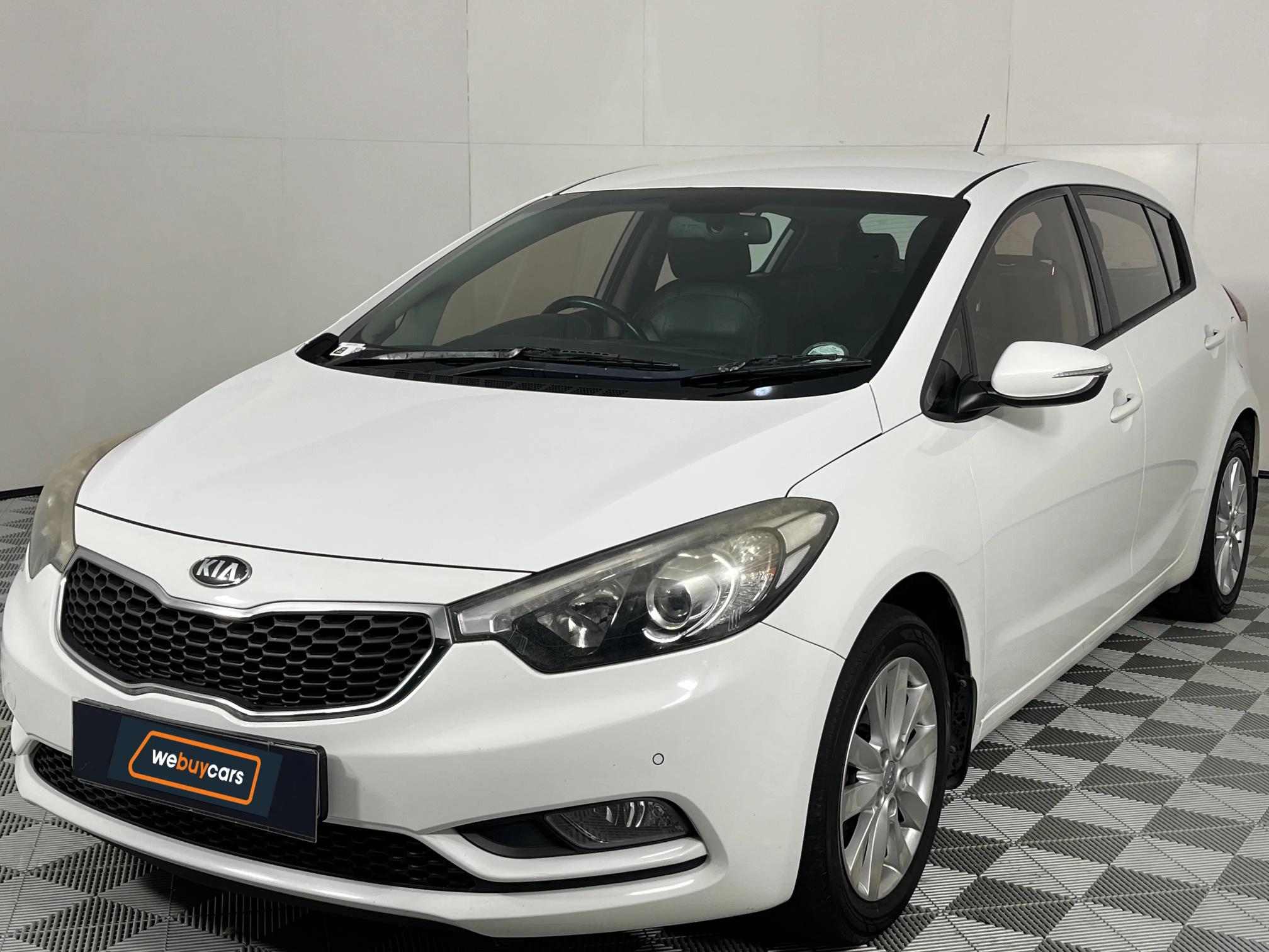 Kia Cerato 2.0 (118 kW) EX Hatch Back